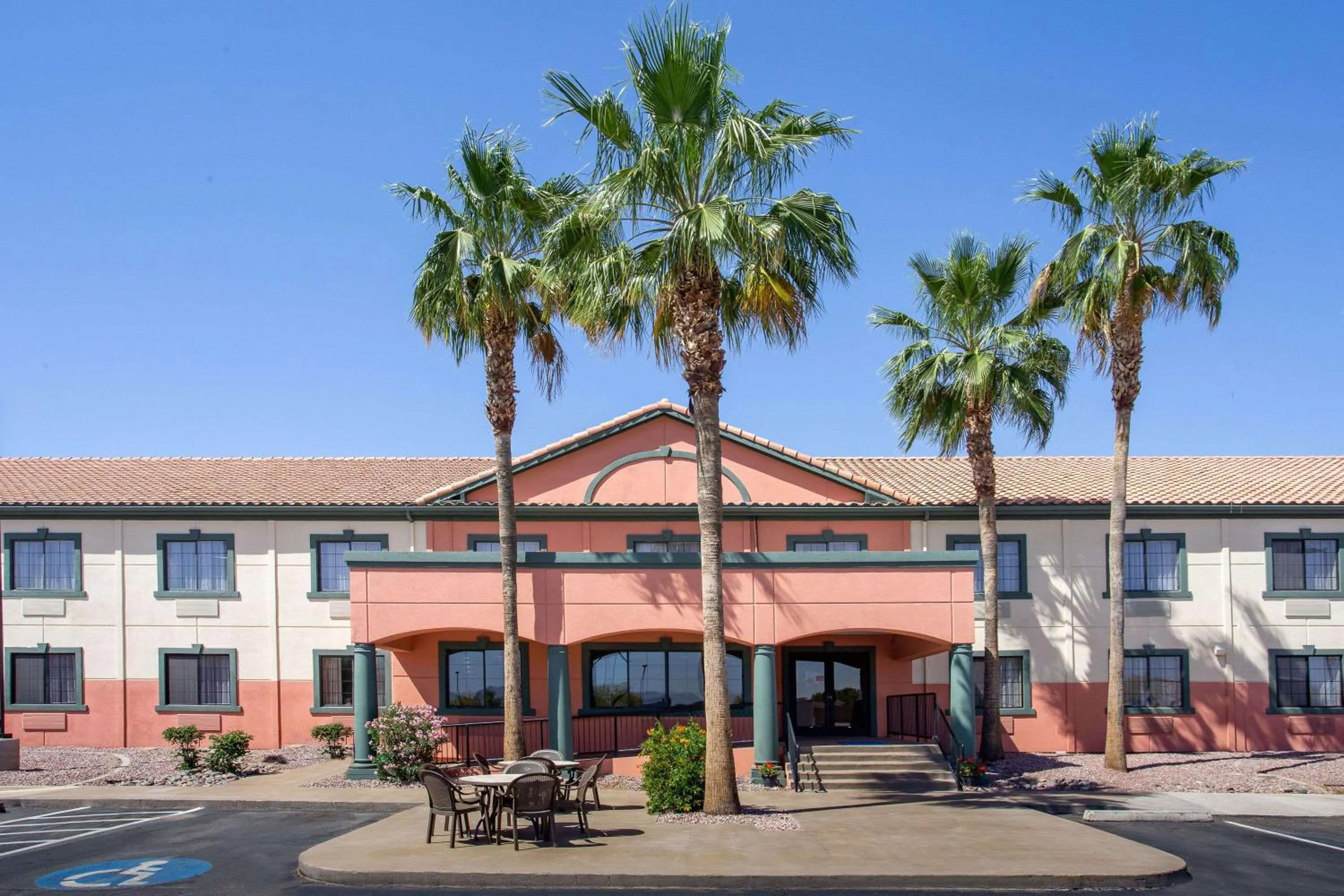 Property building in Baymont by Wyndham Phoenix I-10 near 51st Ave