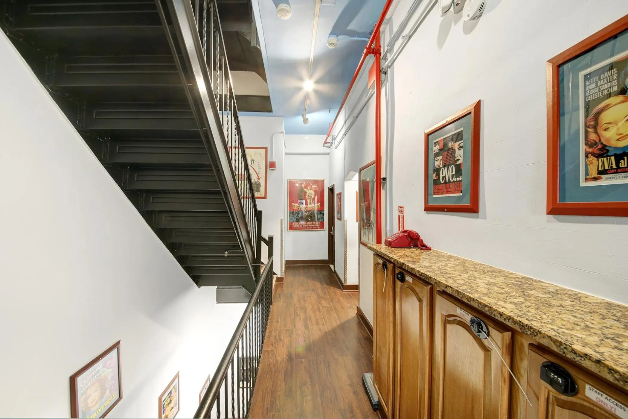 Property building in Chelsea Pines Inn