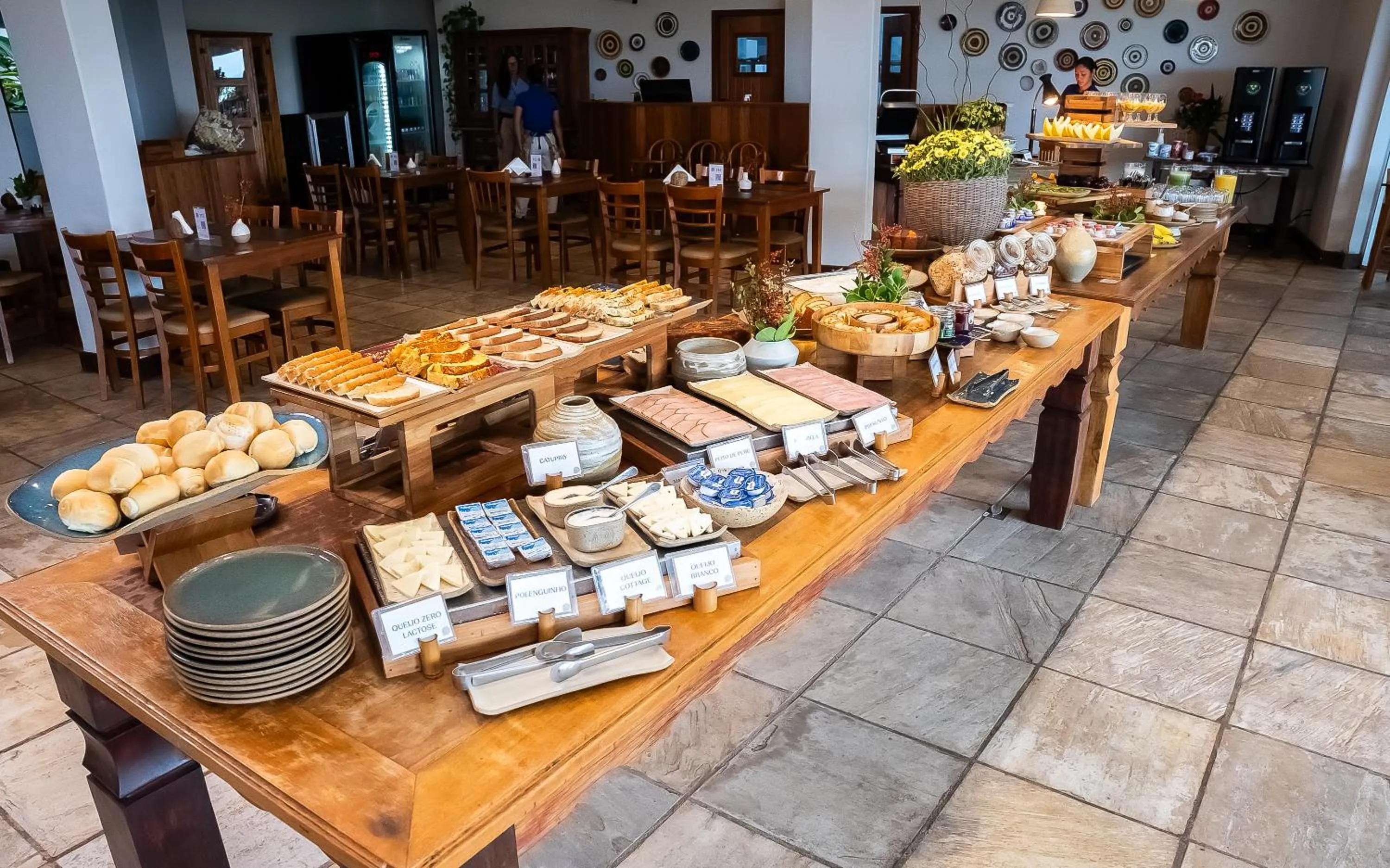 Restaurant/places to eat in Hotel Pontal de Ubu