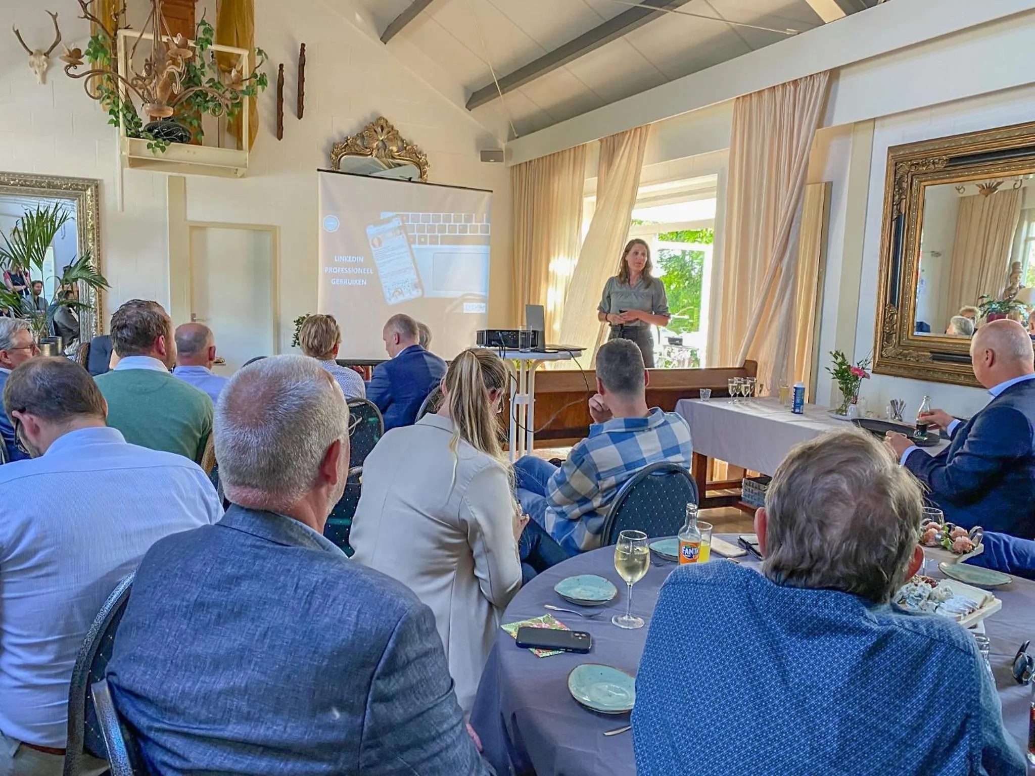 People in Marenhoeve