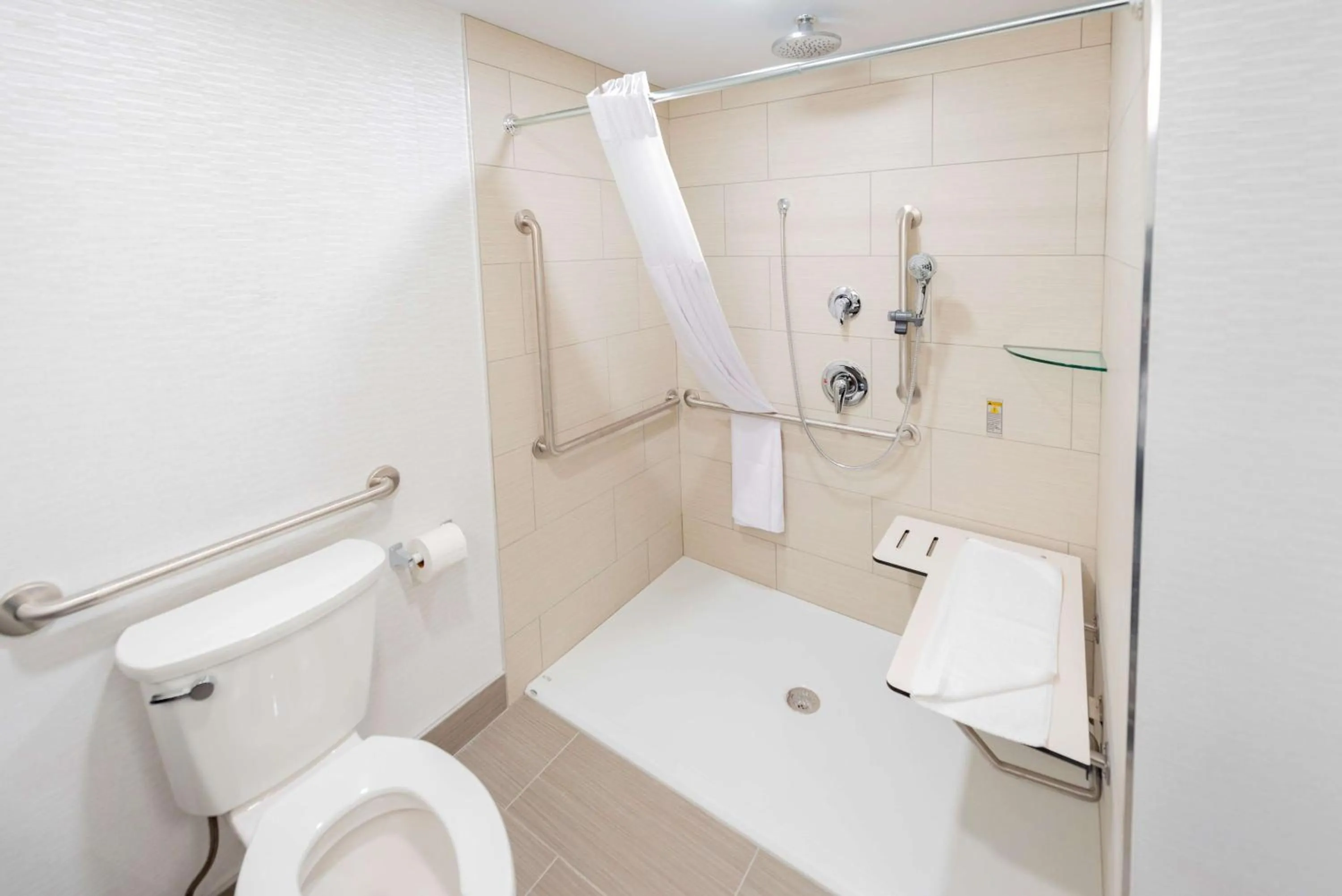 Bathroom in Prestige Treasure Cove Resort