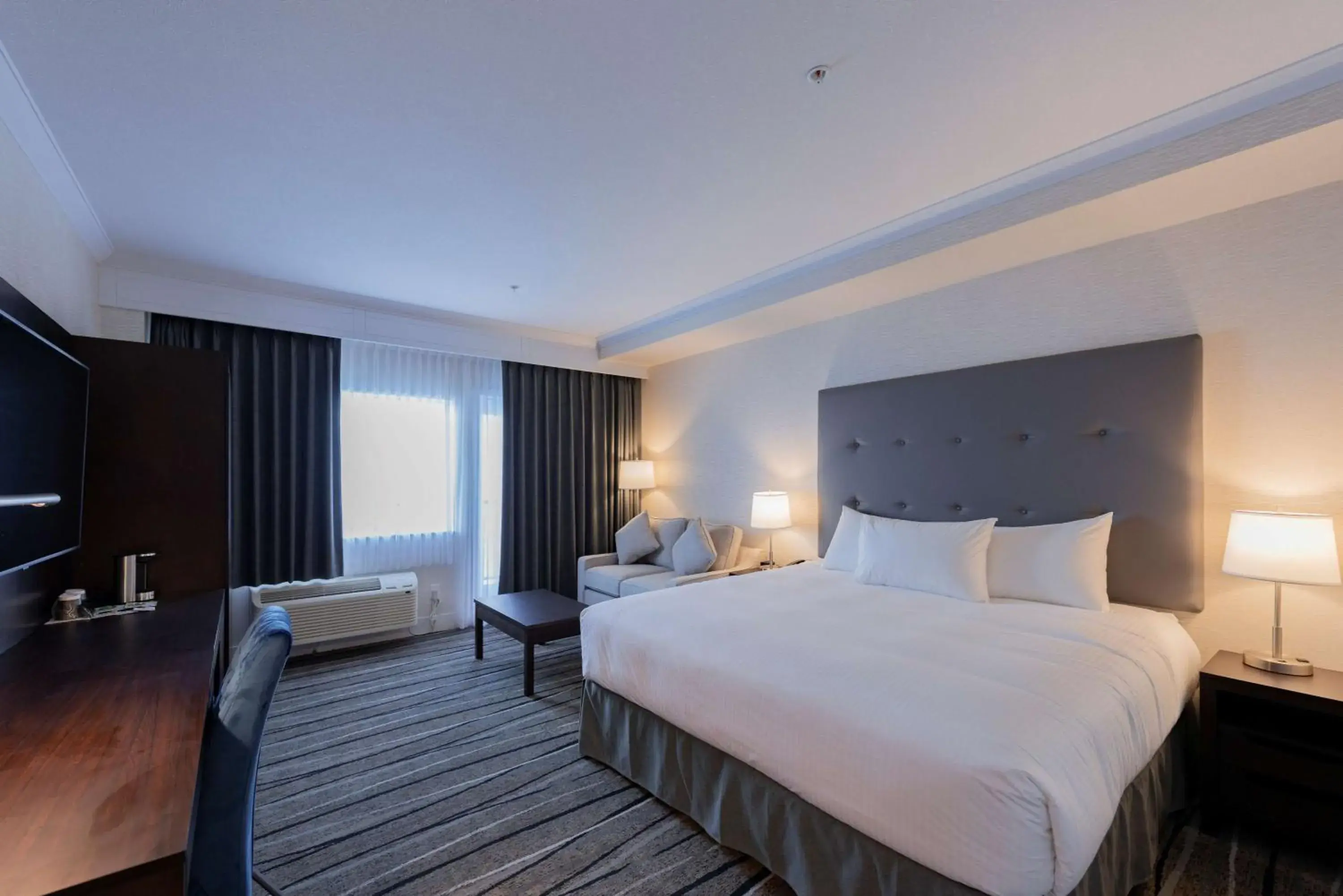 Executive King Suite in Prestige Treasure Cove Resort, WorldHotels Elite Executive King Suite in Prestige Treasure Cove Resort, WorldHotels Elite