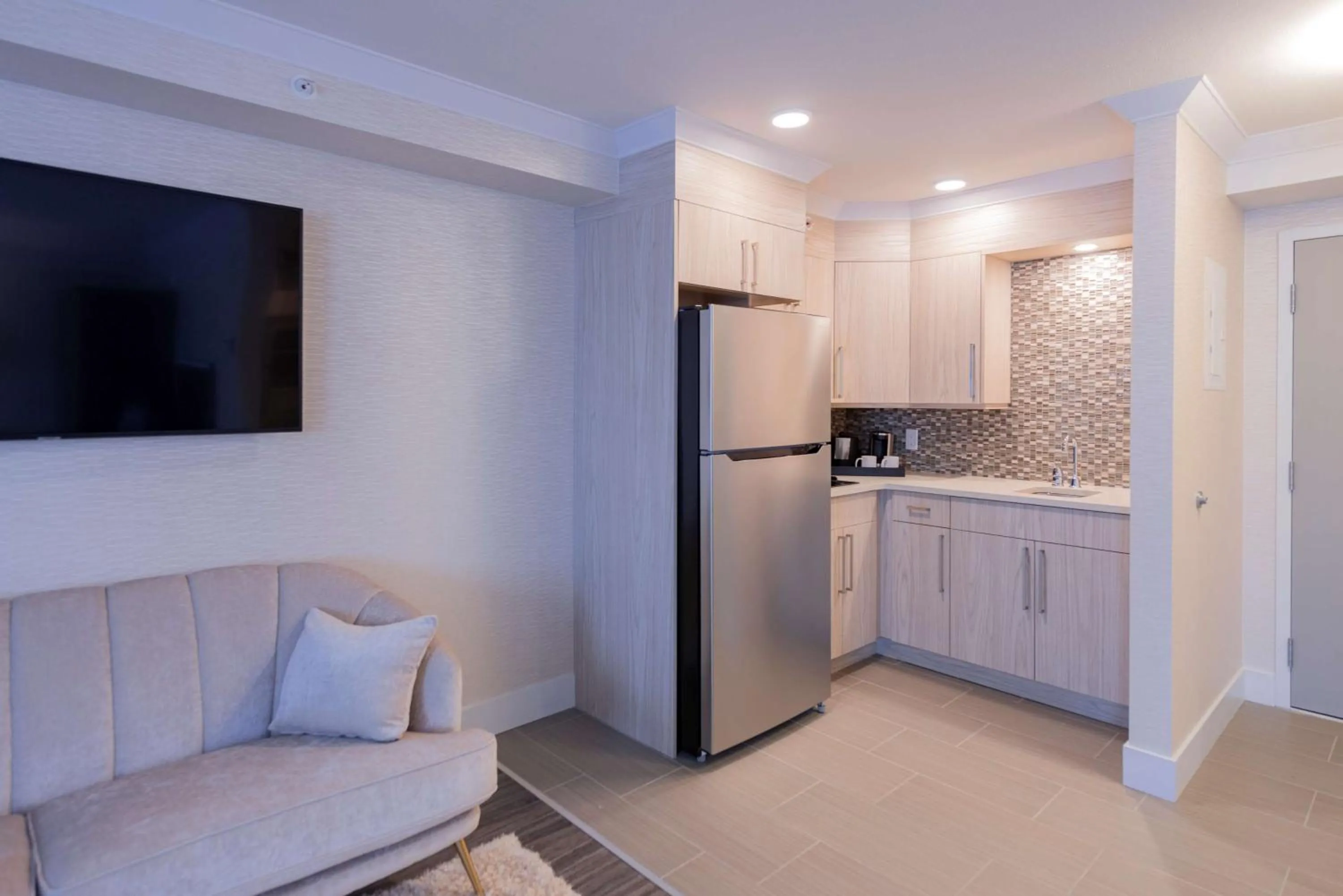 Kitchen or kitchenette in Prestige Treasure Cove Resort