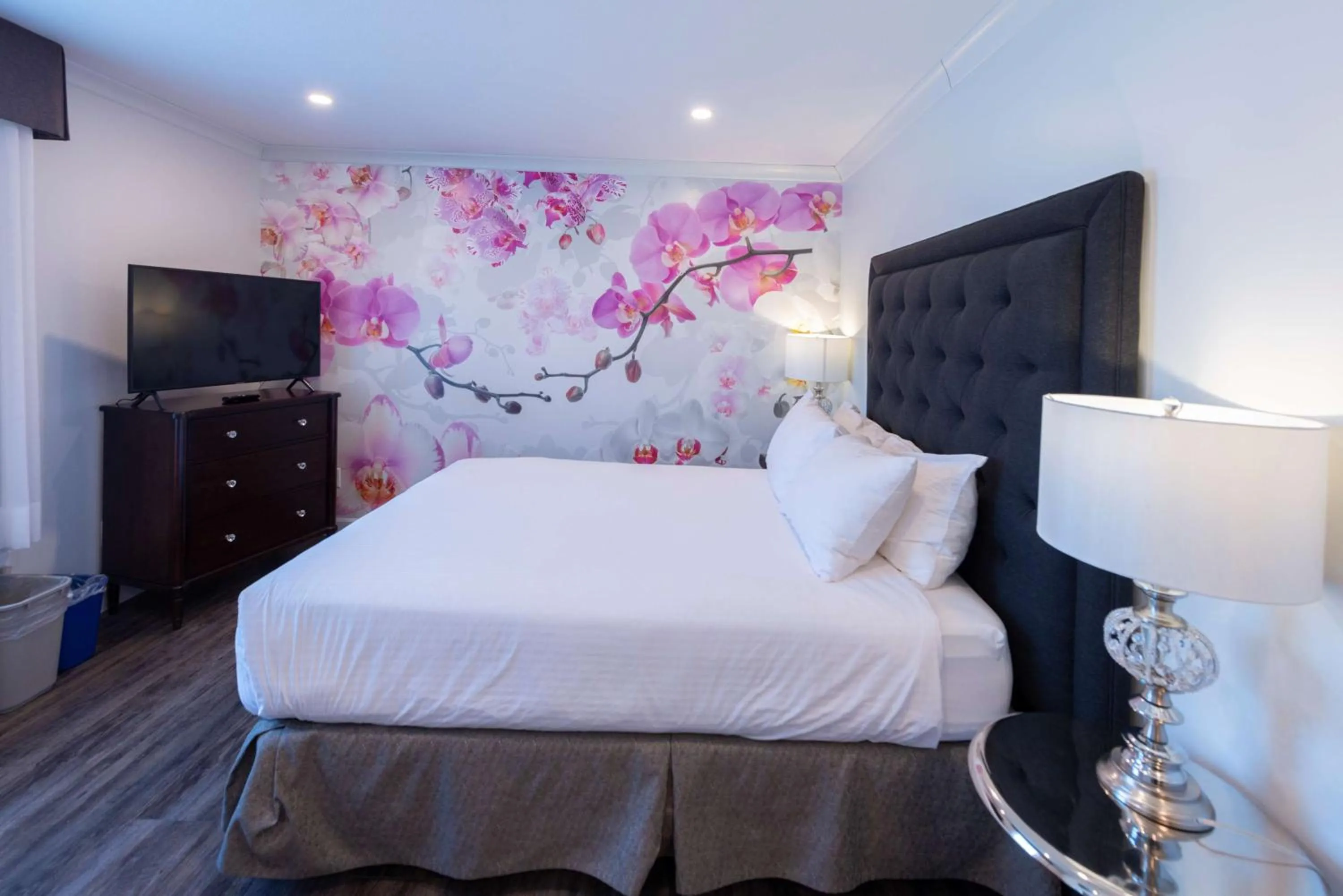 Bedroom, Bed in Prestige Treasure Cove Resort