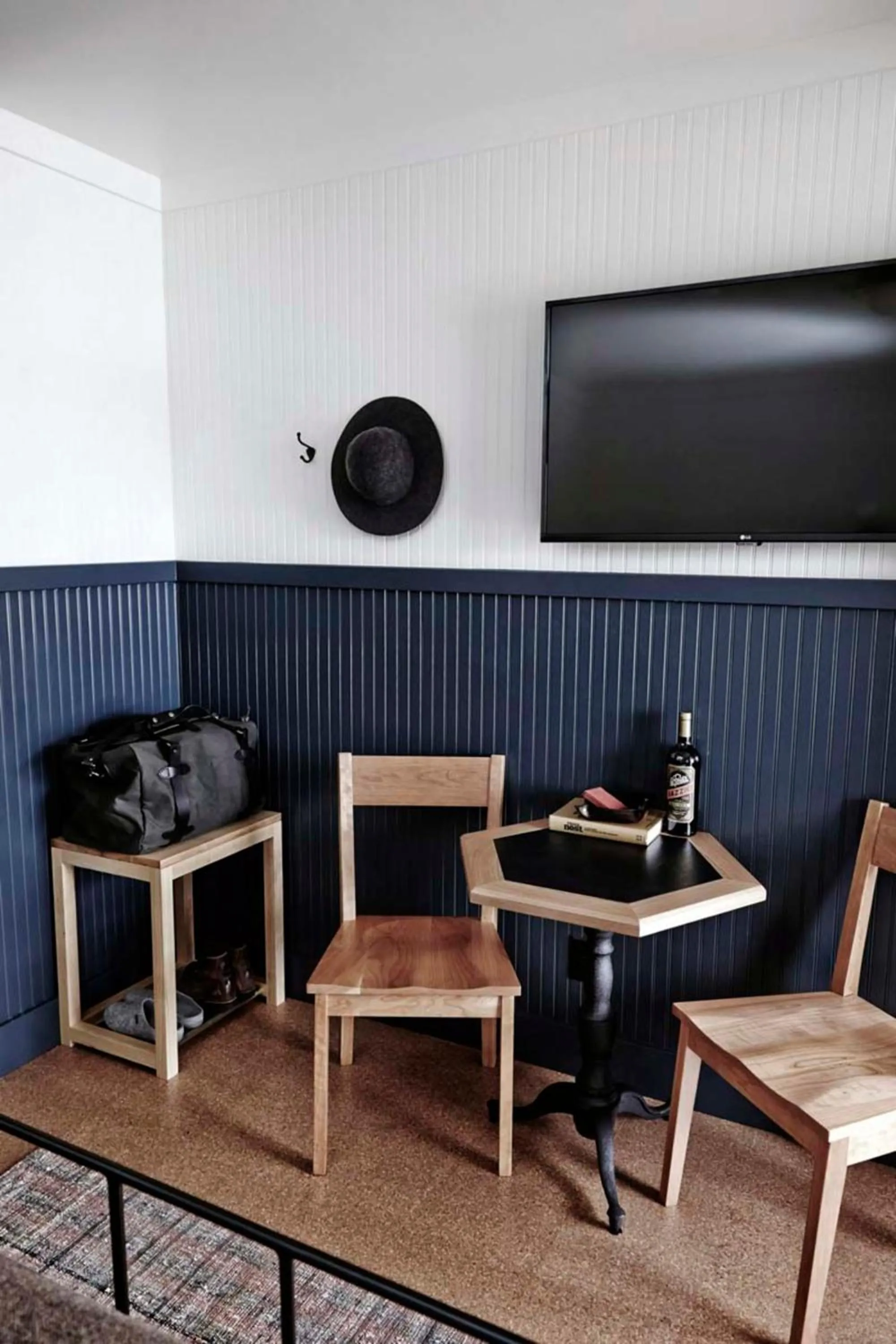 Bedroom in Anvil Hotel