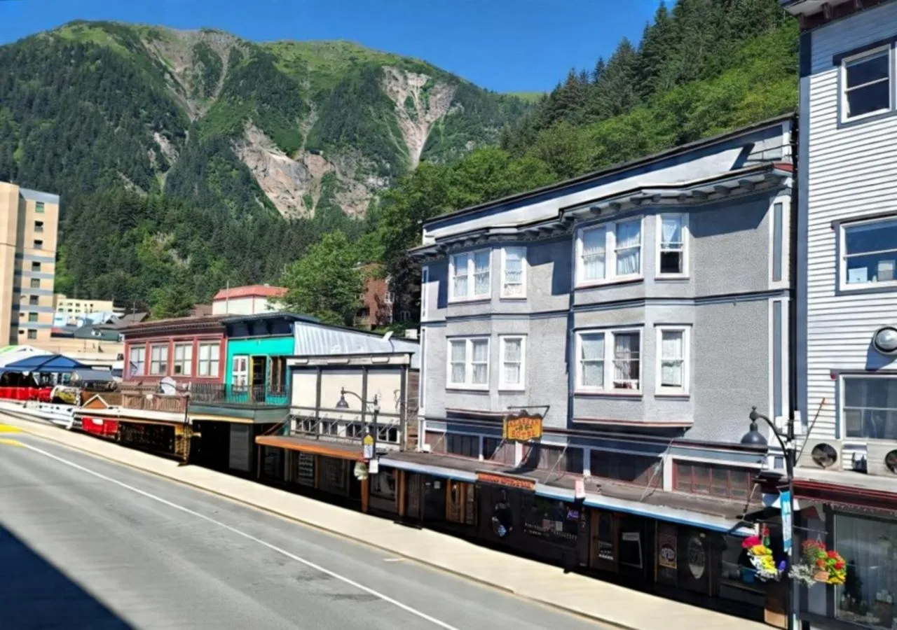 Facade/entrance in Alaskan Hotel and Bar