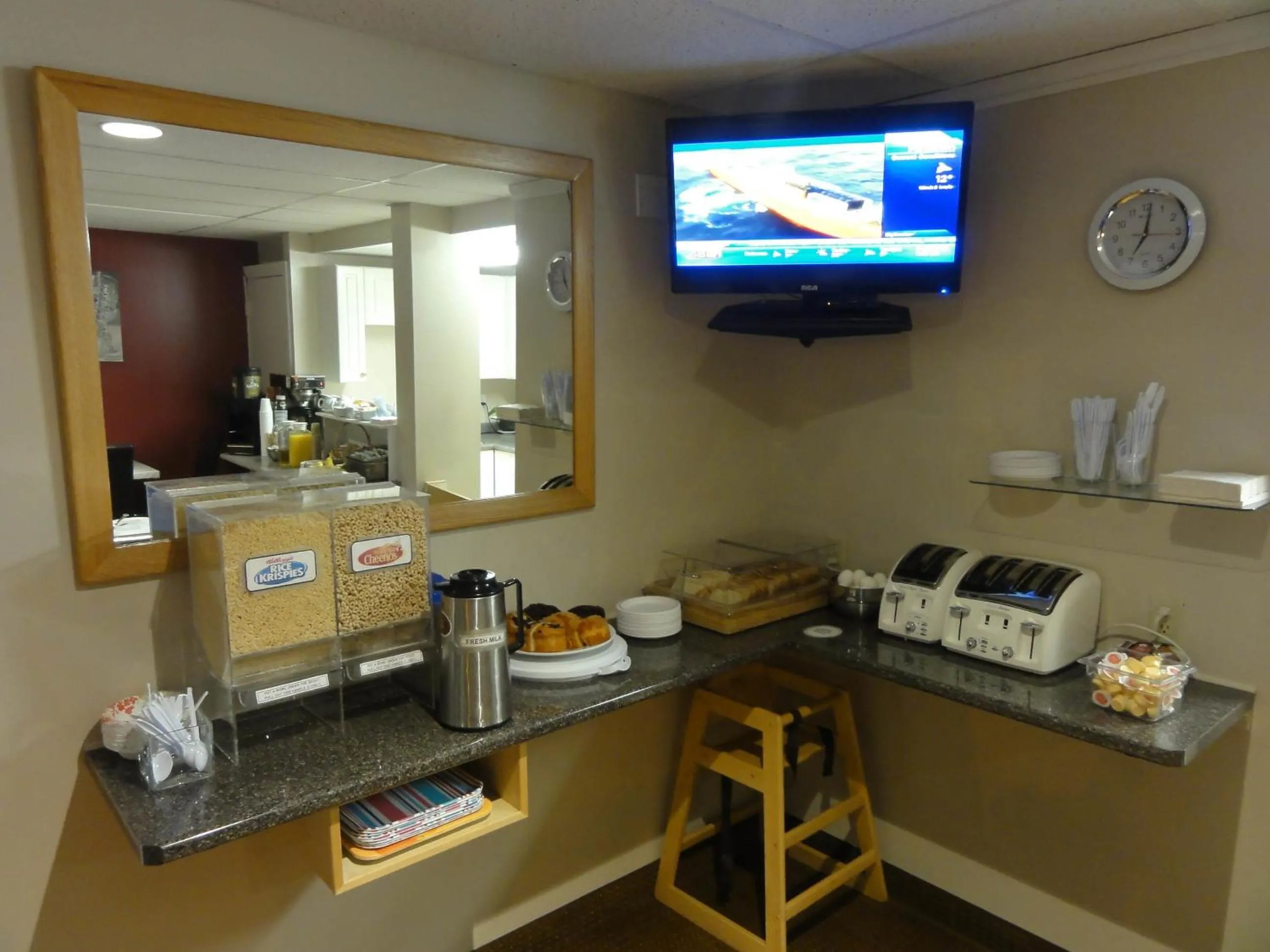 Restaurant/places to eat in Port Augusta Inn