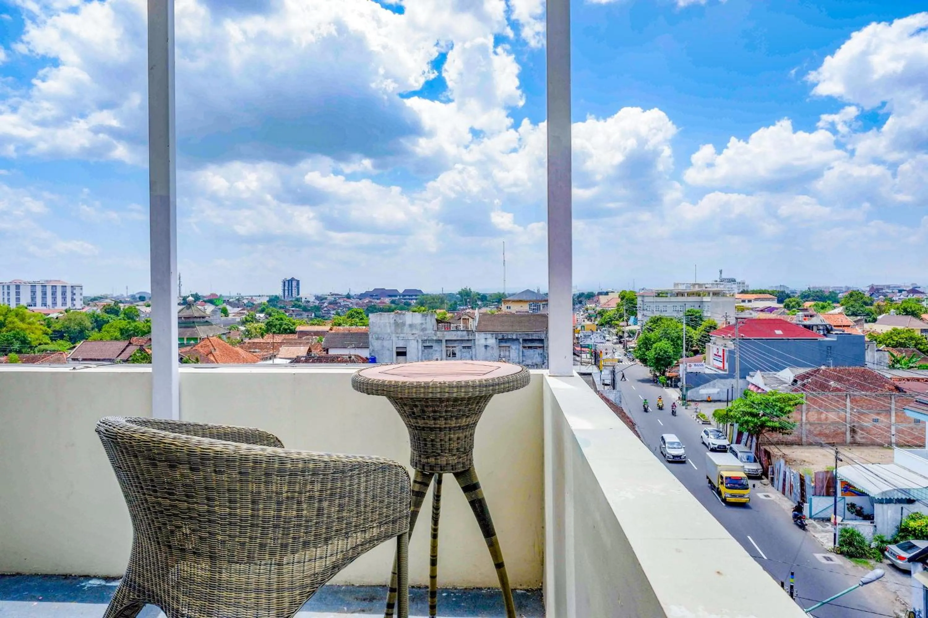 Seating area in Sans Hotel Nagari Malioboro