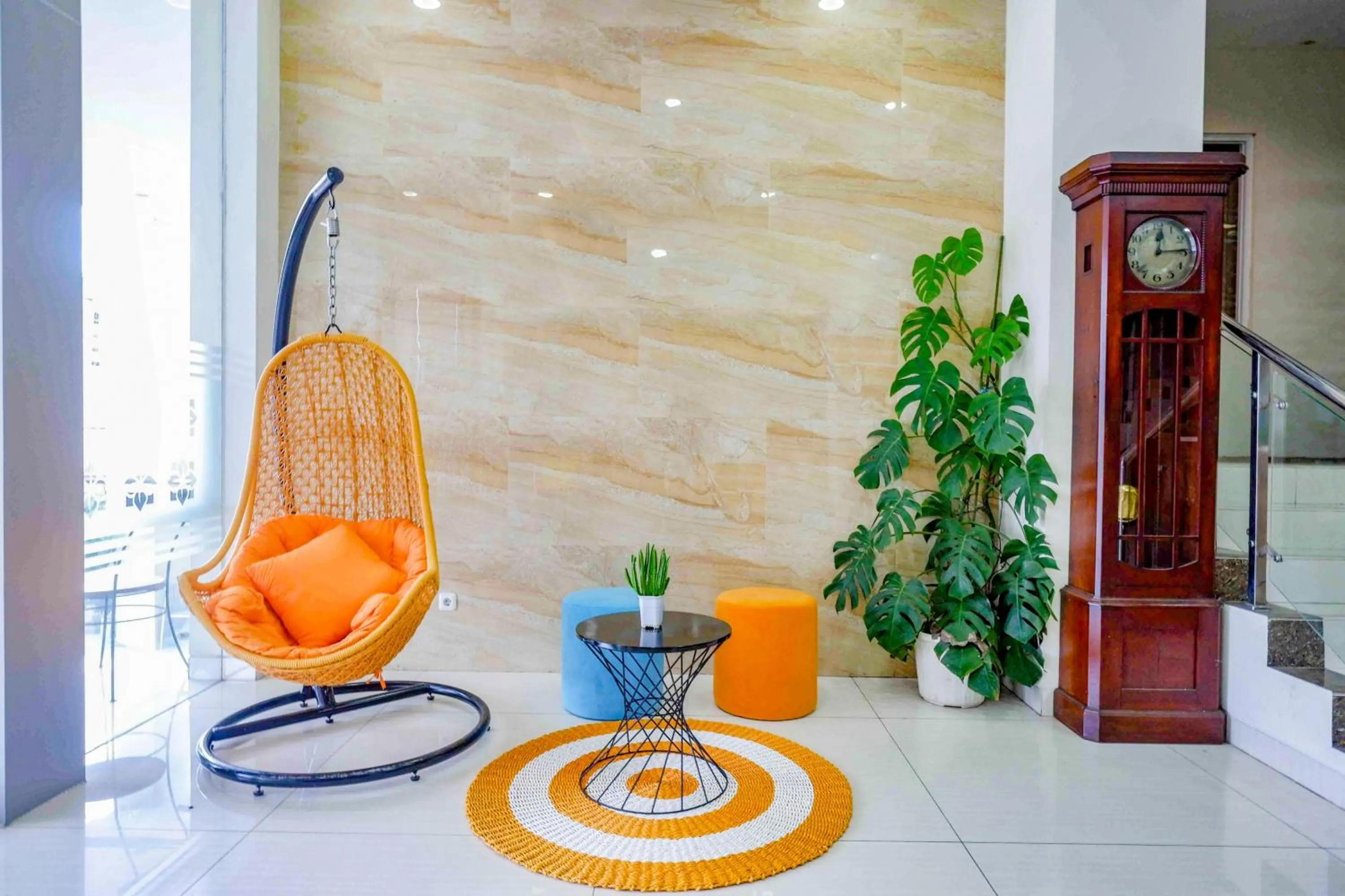 Seating area in Sans Hotel Nagari Malioboro