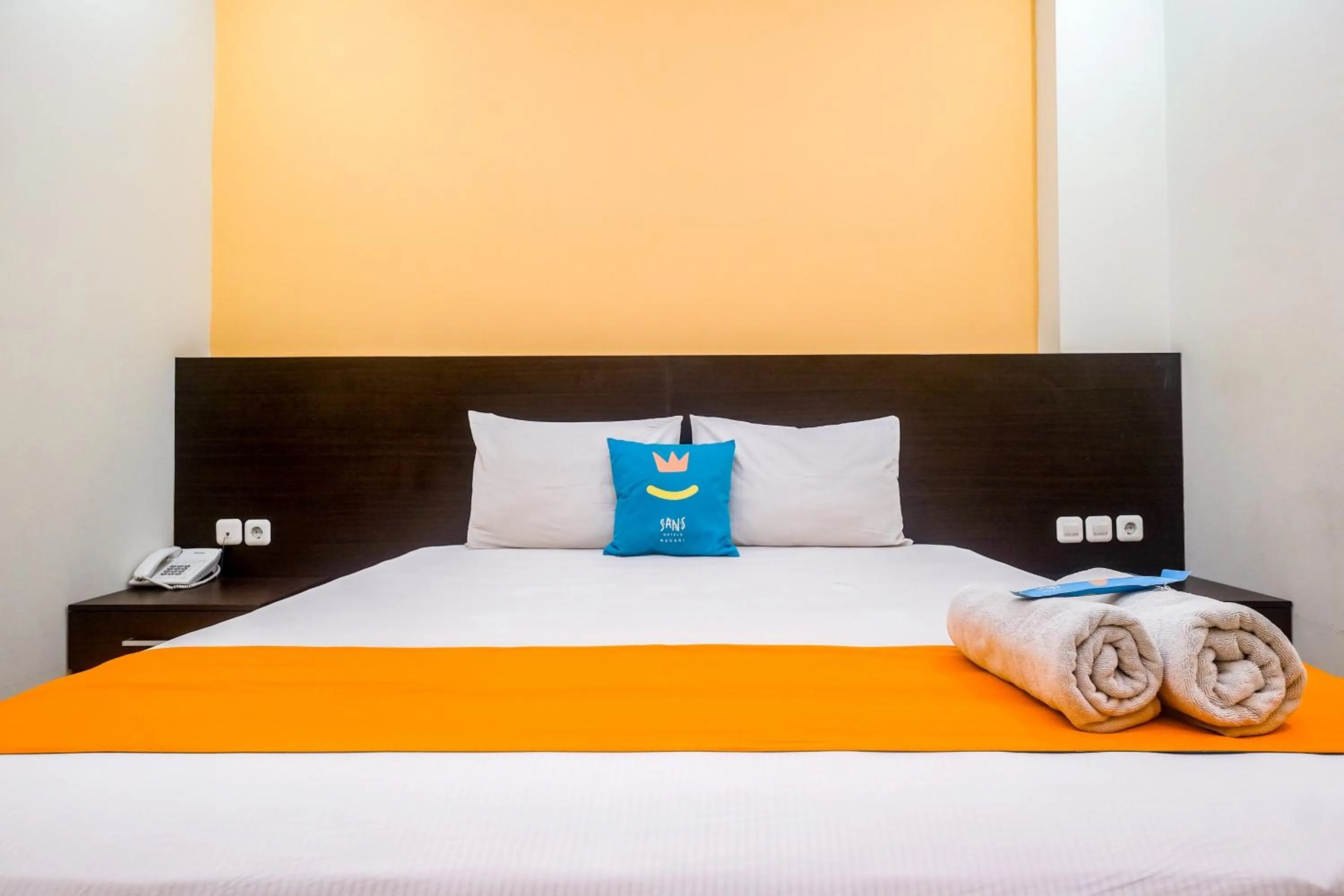 Bedroom, Bed in Sans Hotel Nagari Malioboro