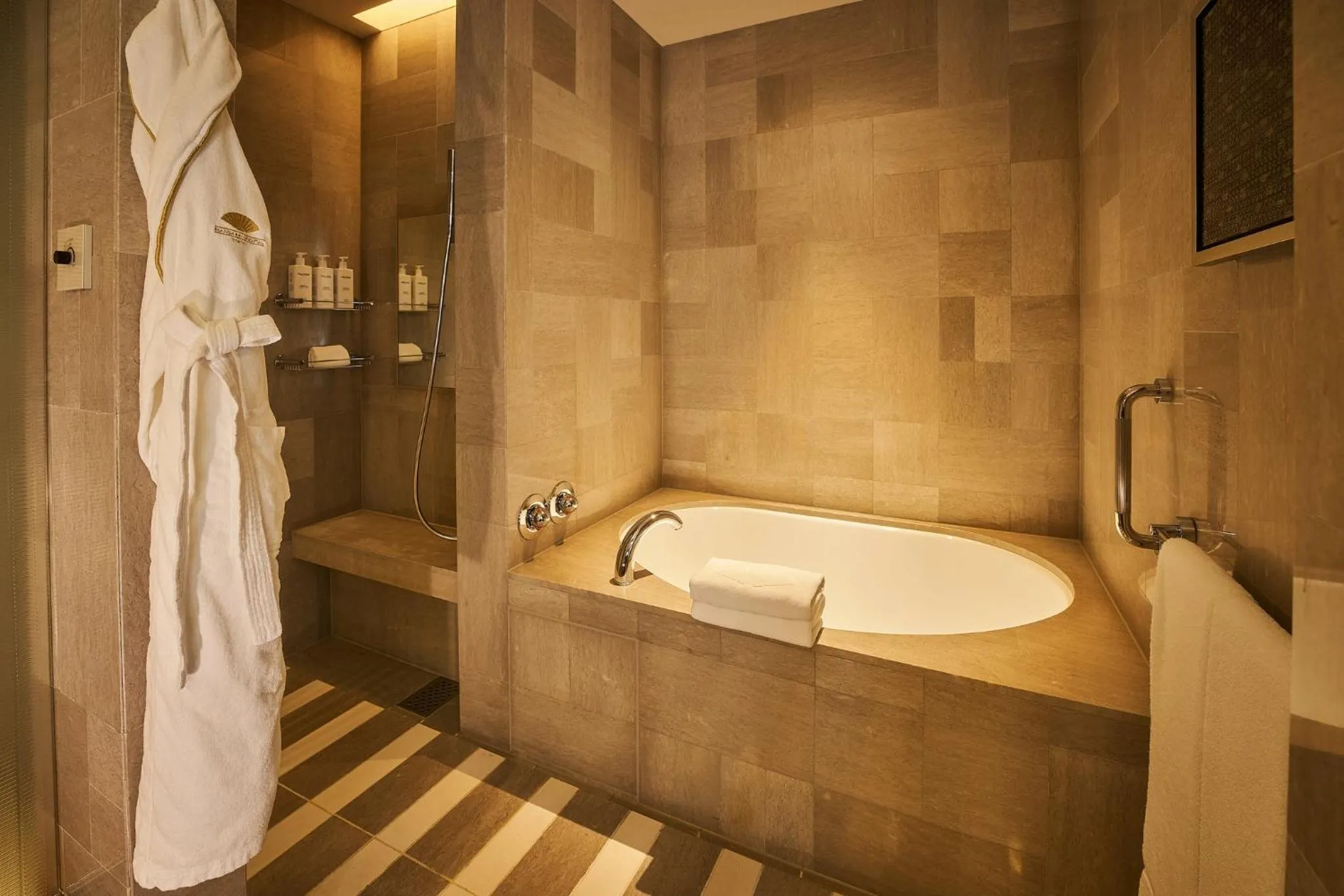 Bathroom in Mandarin Oriental, Tokyo