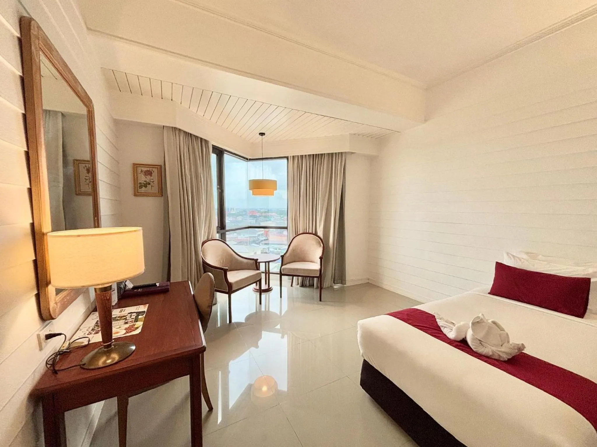 Bed in Napalai Hotel