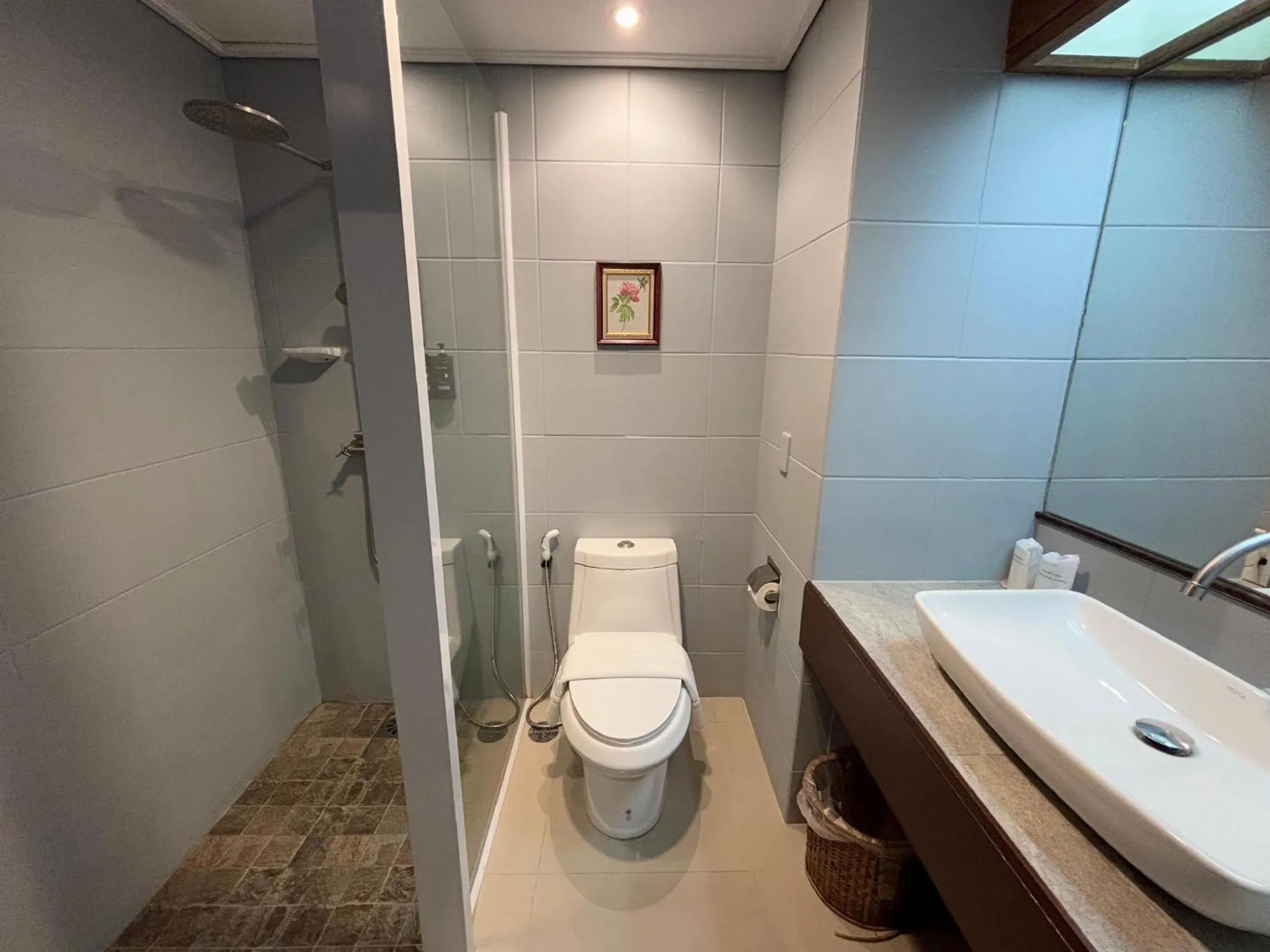 Toilet in Napalai Hotel