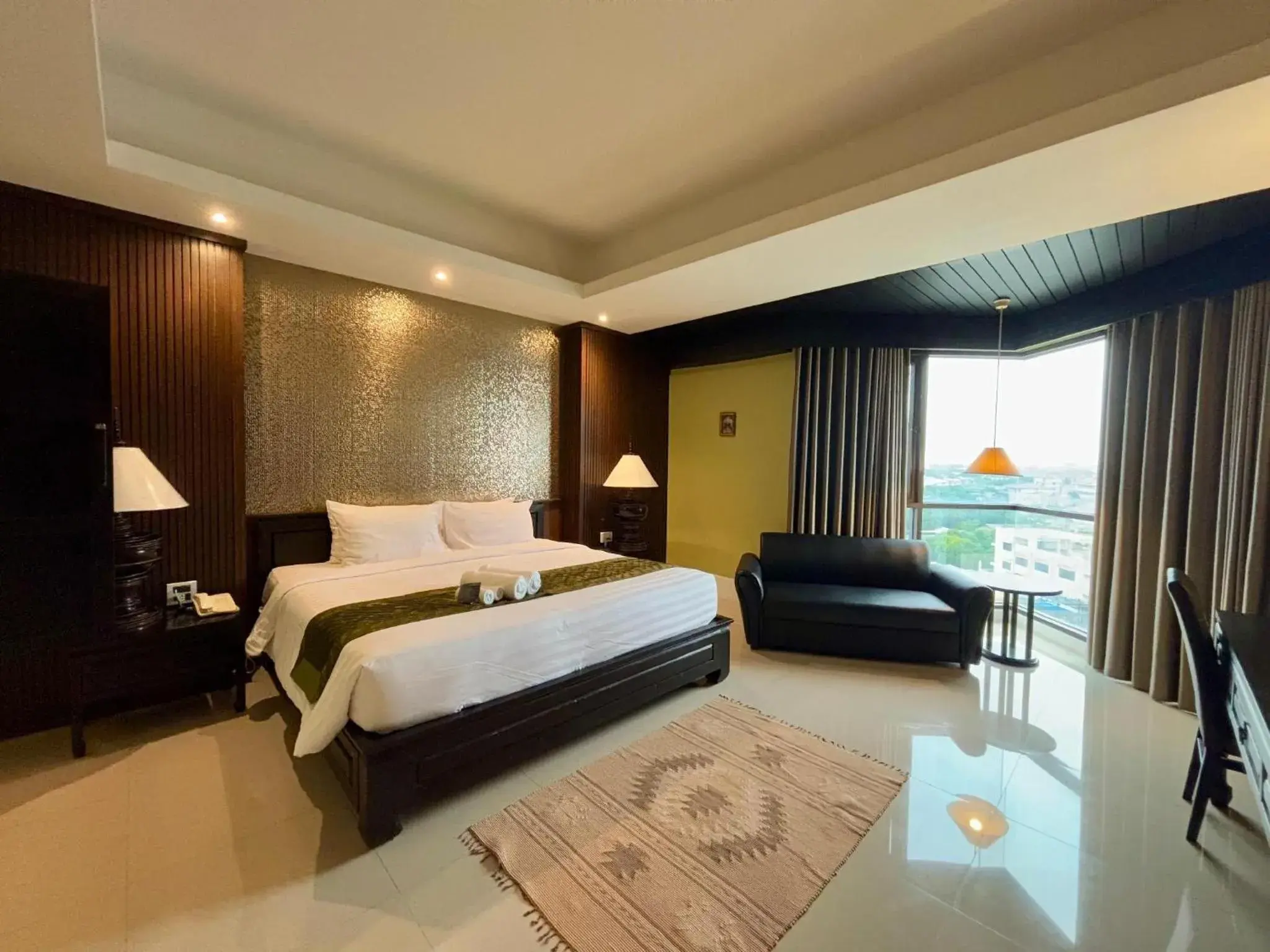 Deluxe King Room in Napalai Hotel Deluxe King Room in Napalai Hotel