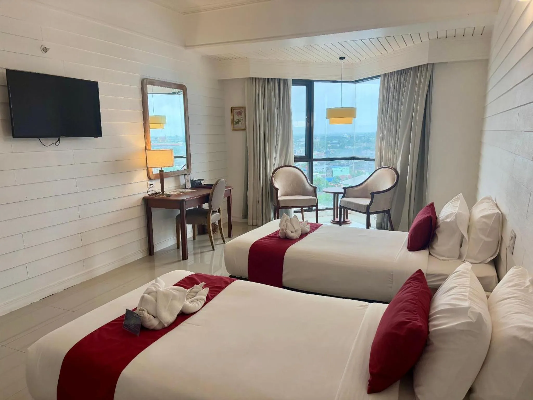 Bedroom, Bed in Napalai Hotel