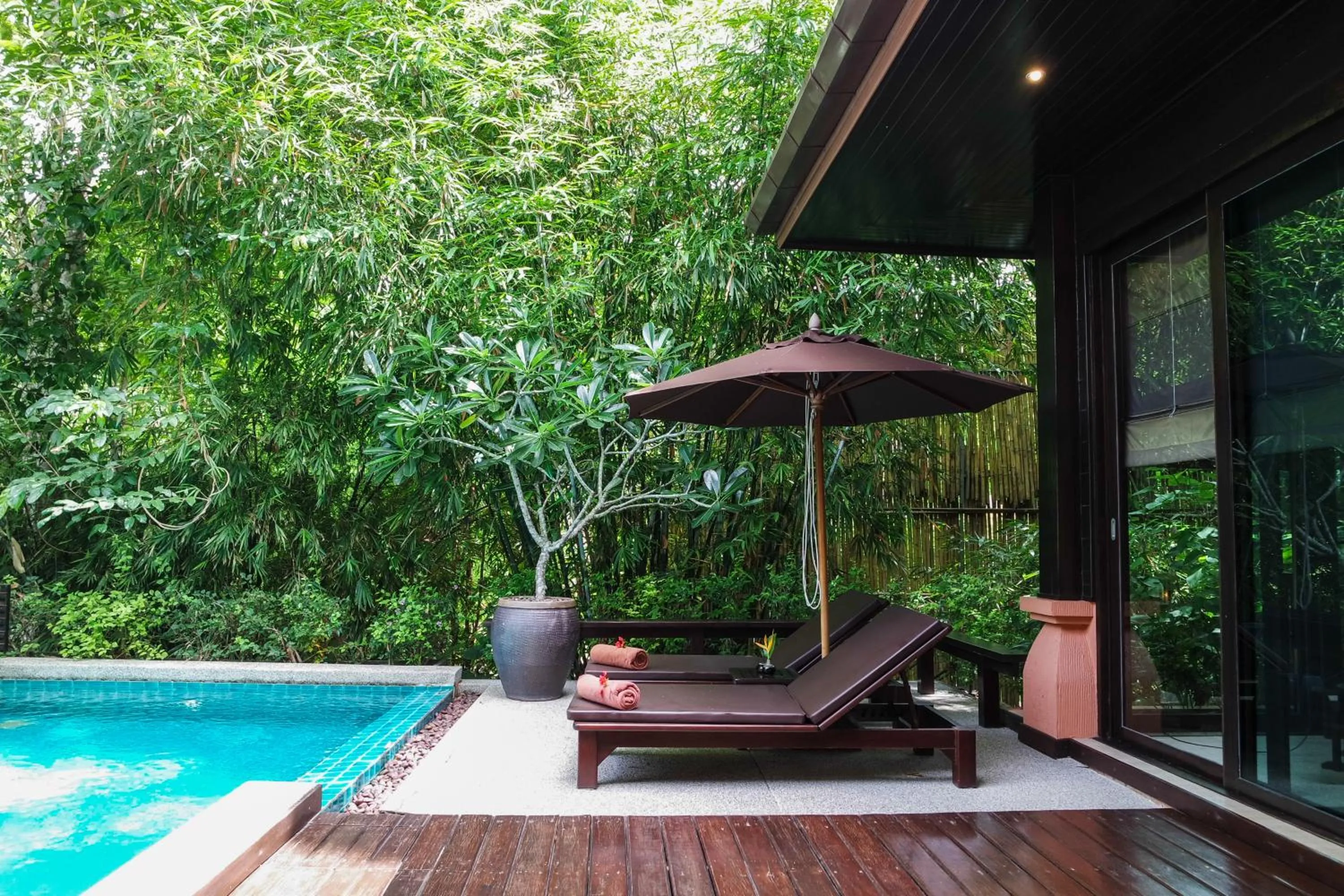 Day in Korsiri Pool Villas