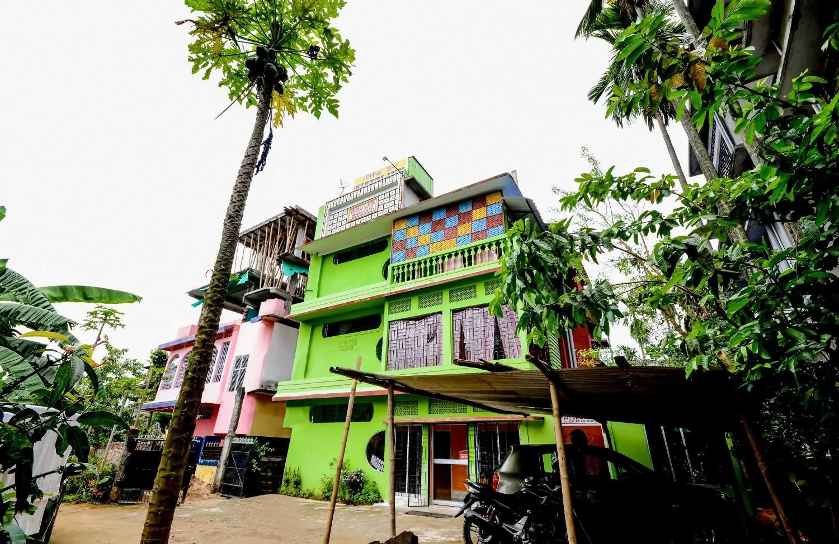 Facade/entrance in Hotel O Kirtti Inn