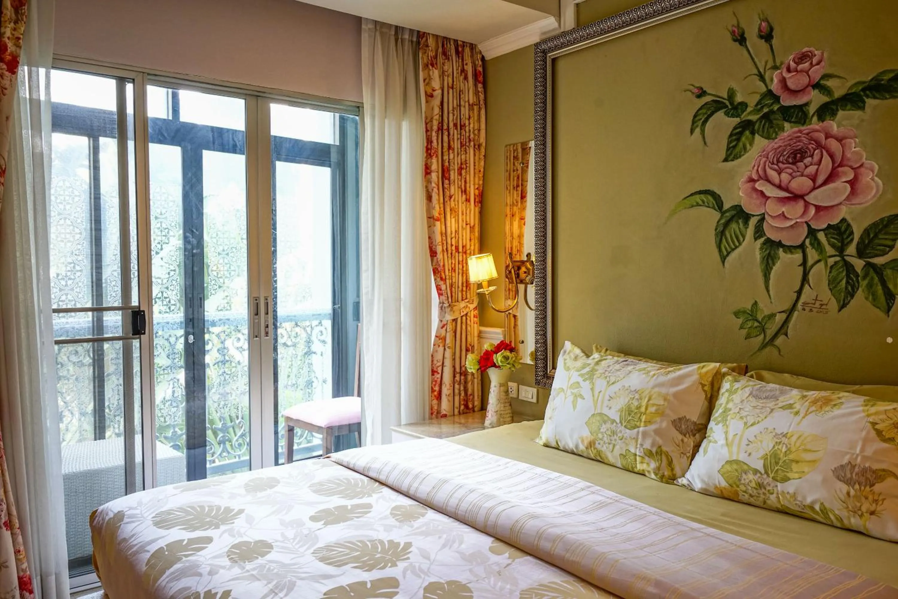 Bed in At Pingnakorn Nimman Hotel