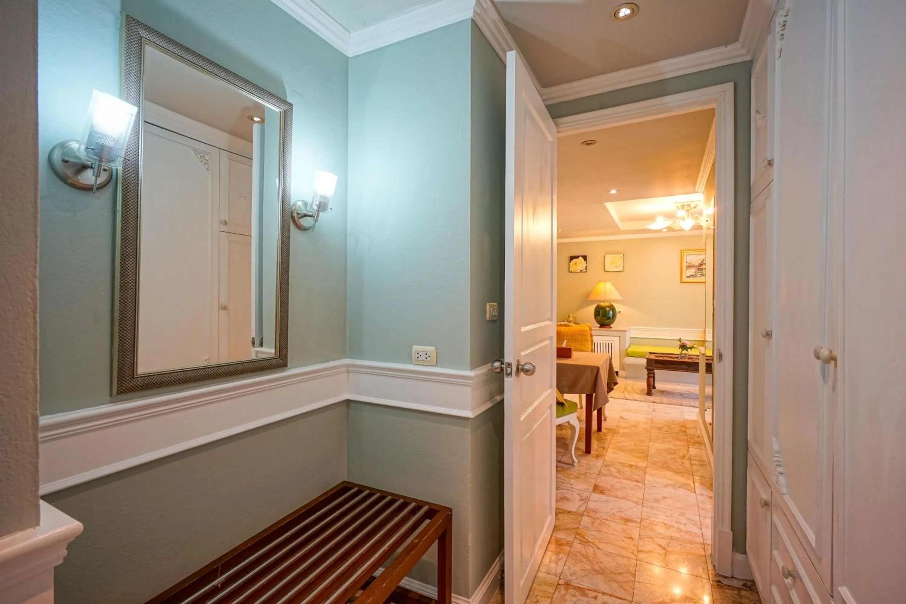 At Pingnakorn Nimman Hotel