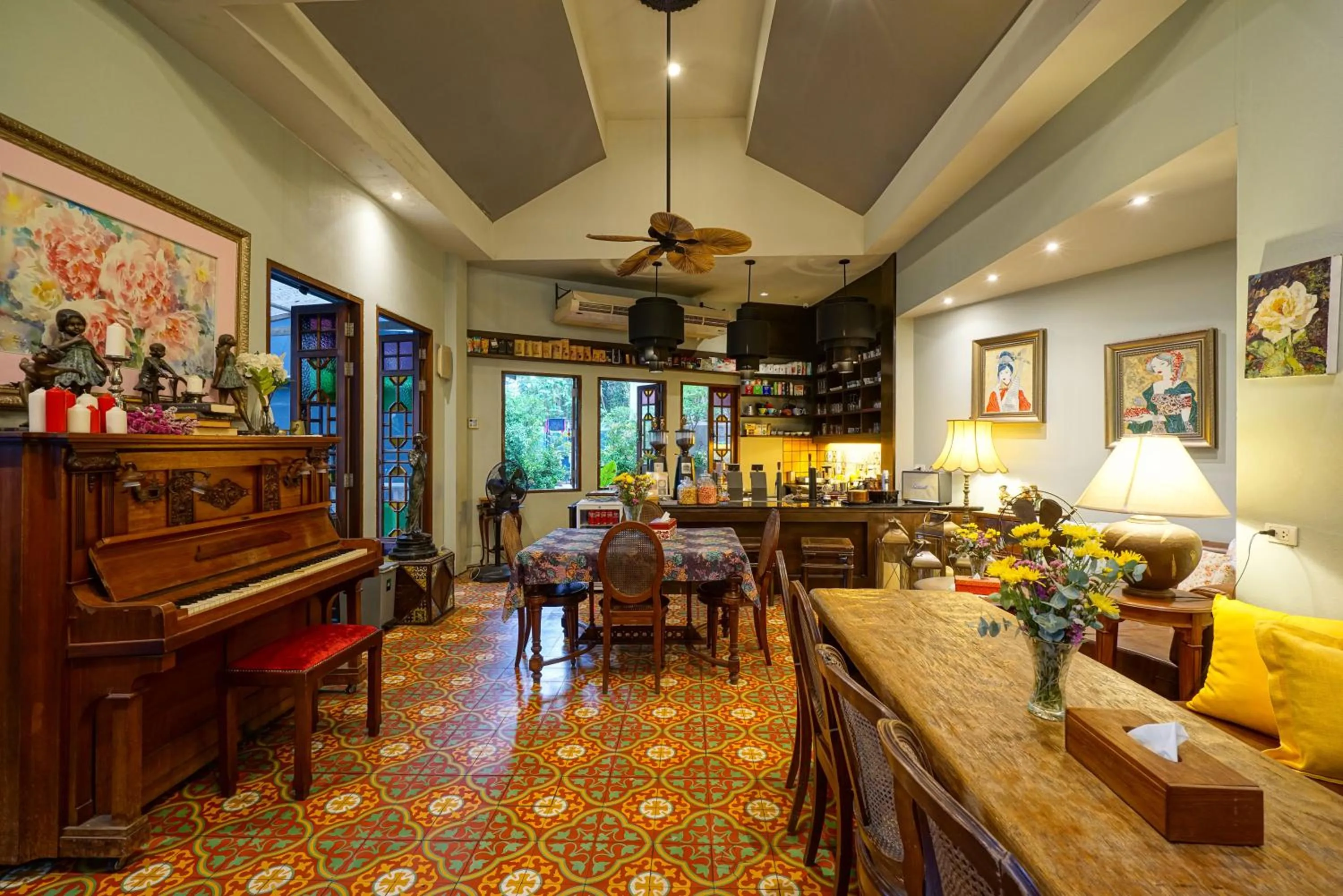 At Pingnakorn Nimman Hotel