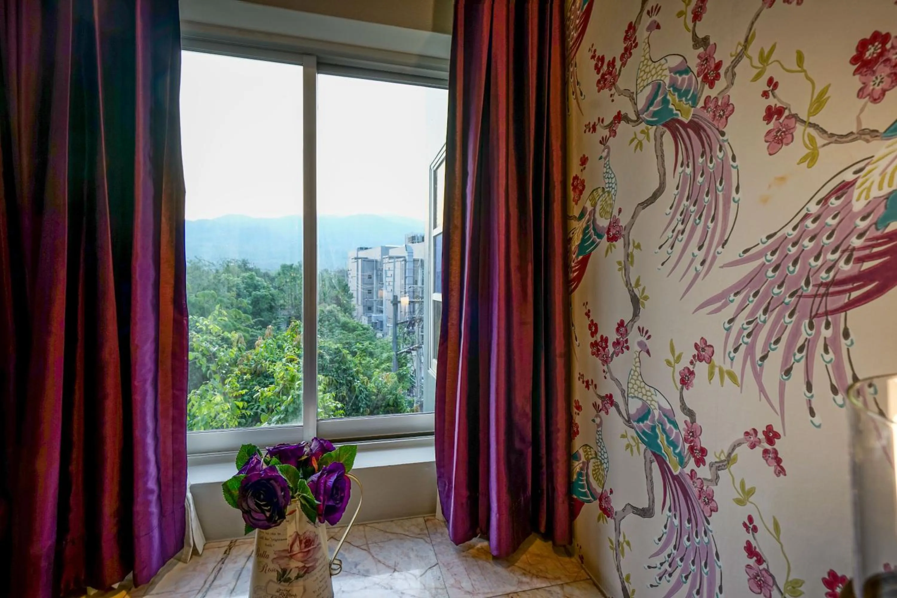 At Pingnakorn Nimman Hotel