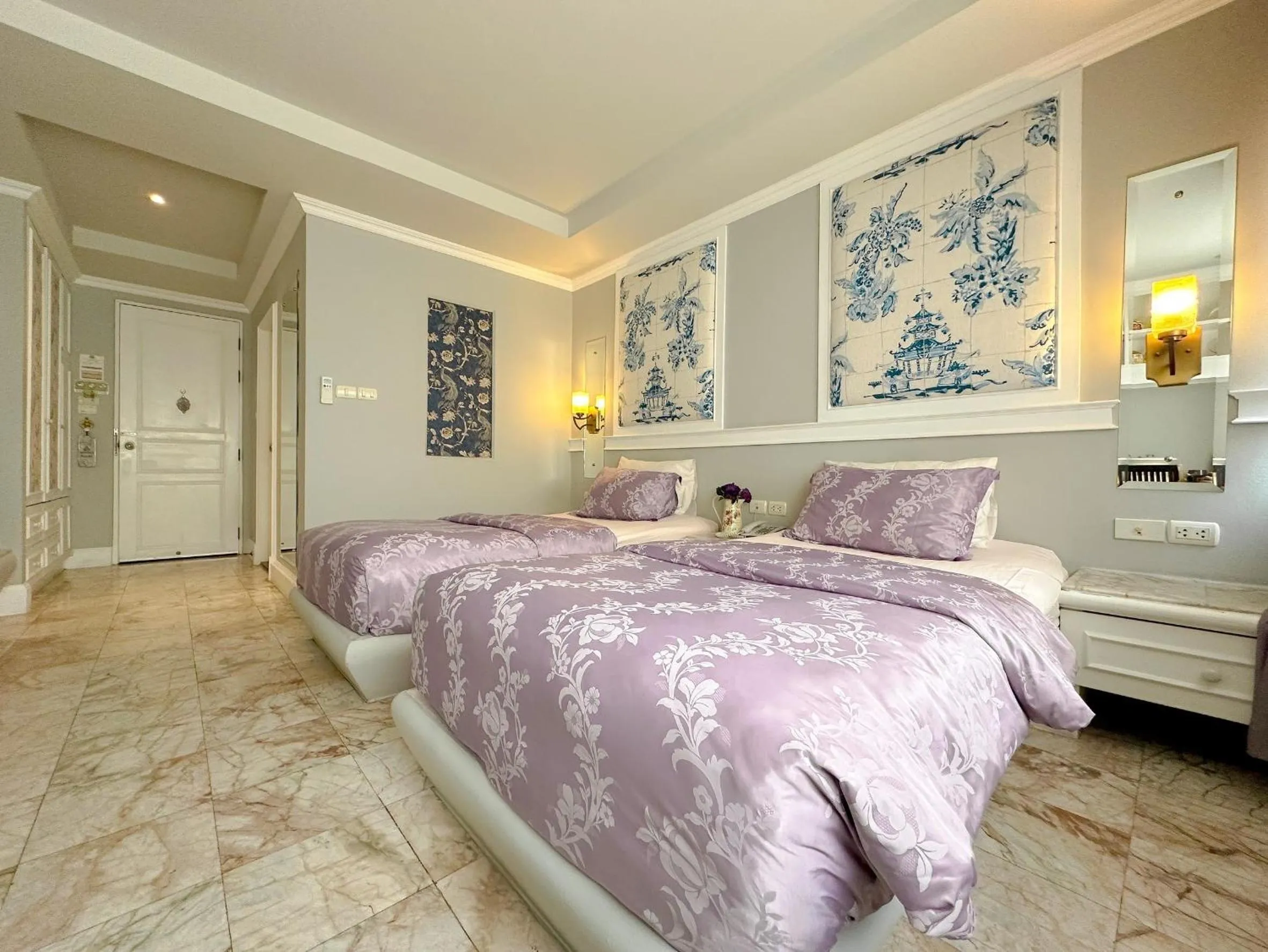 Photo of the whole room, Bed in At Pingnakorn Nimman Hotel