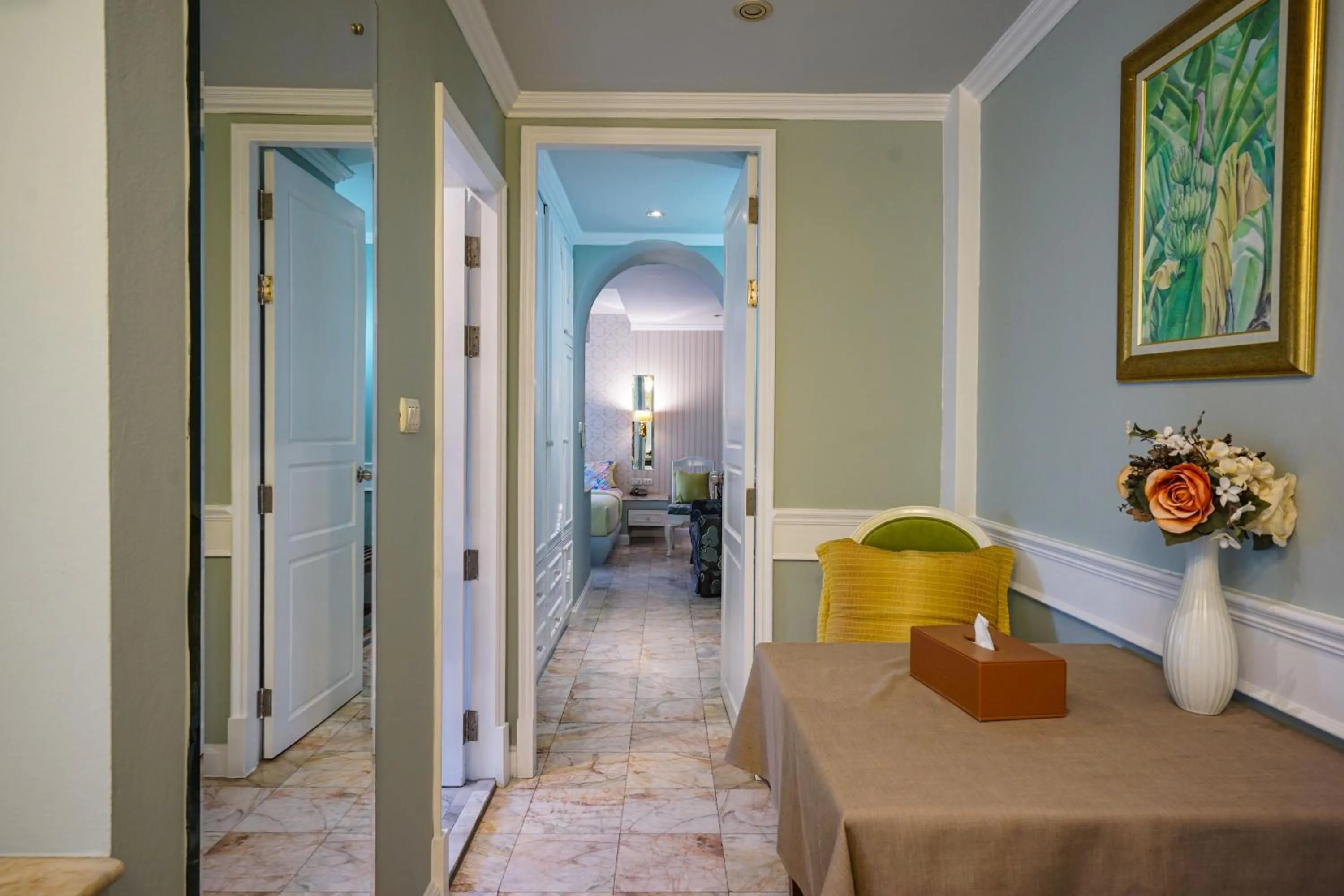 Photo of the whole room in At Pingnakorn Nimman Hotel