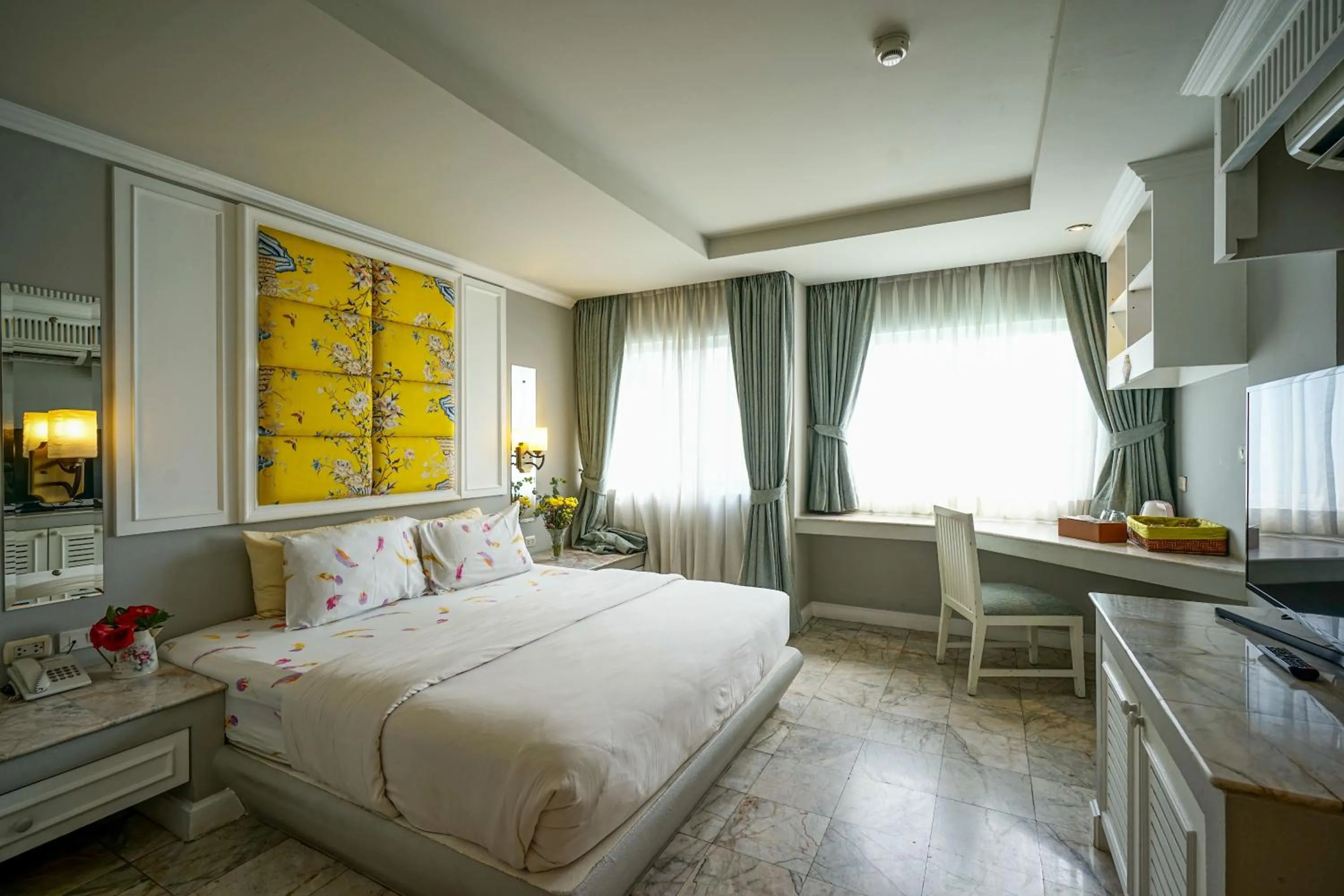 Bed in At Pingnakorn Nimman Hotel