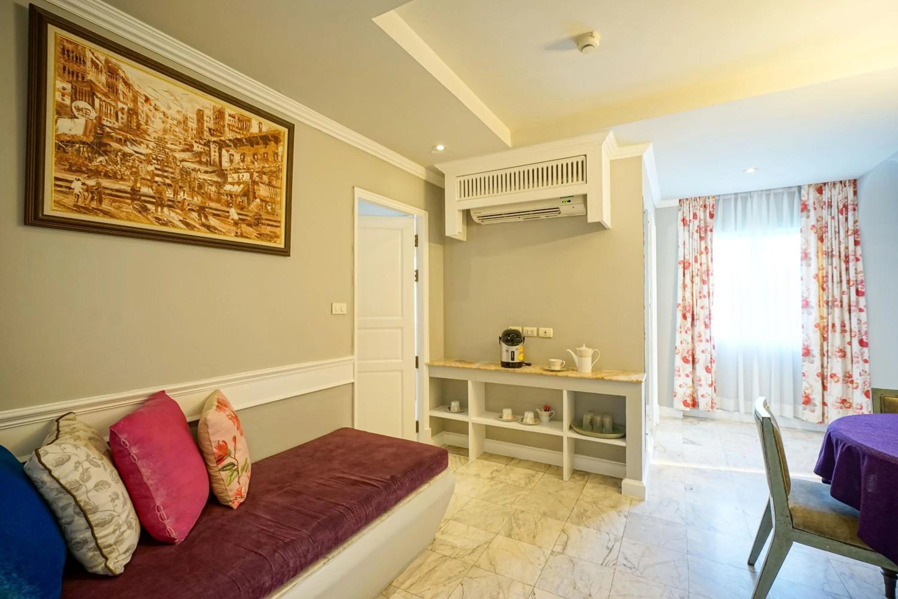 At Pingnakorn Nimman Hotel