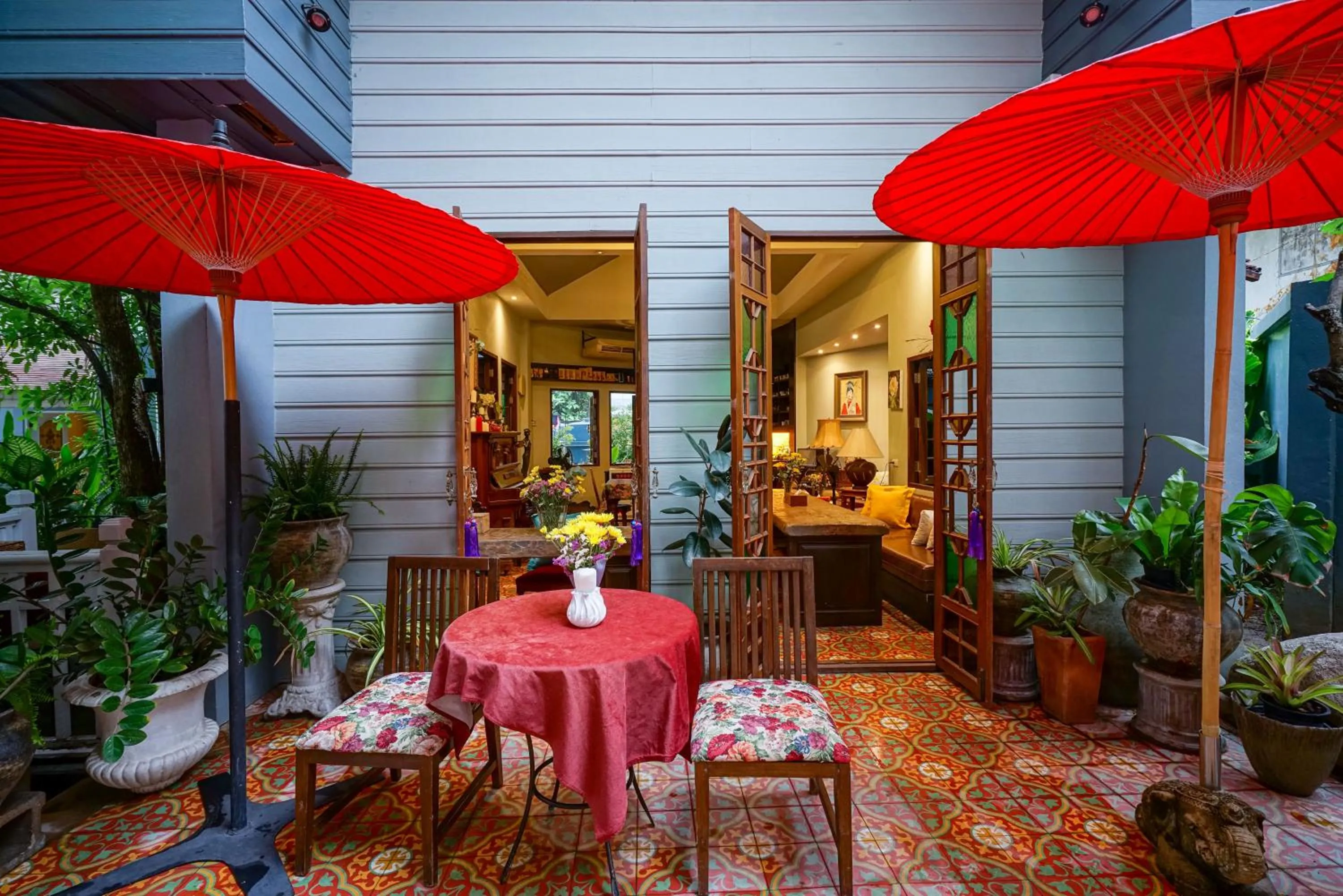 At Pingnakorn Nimman Hotel