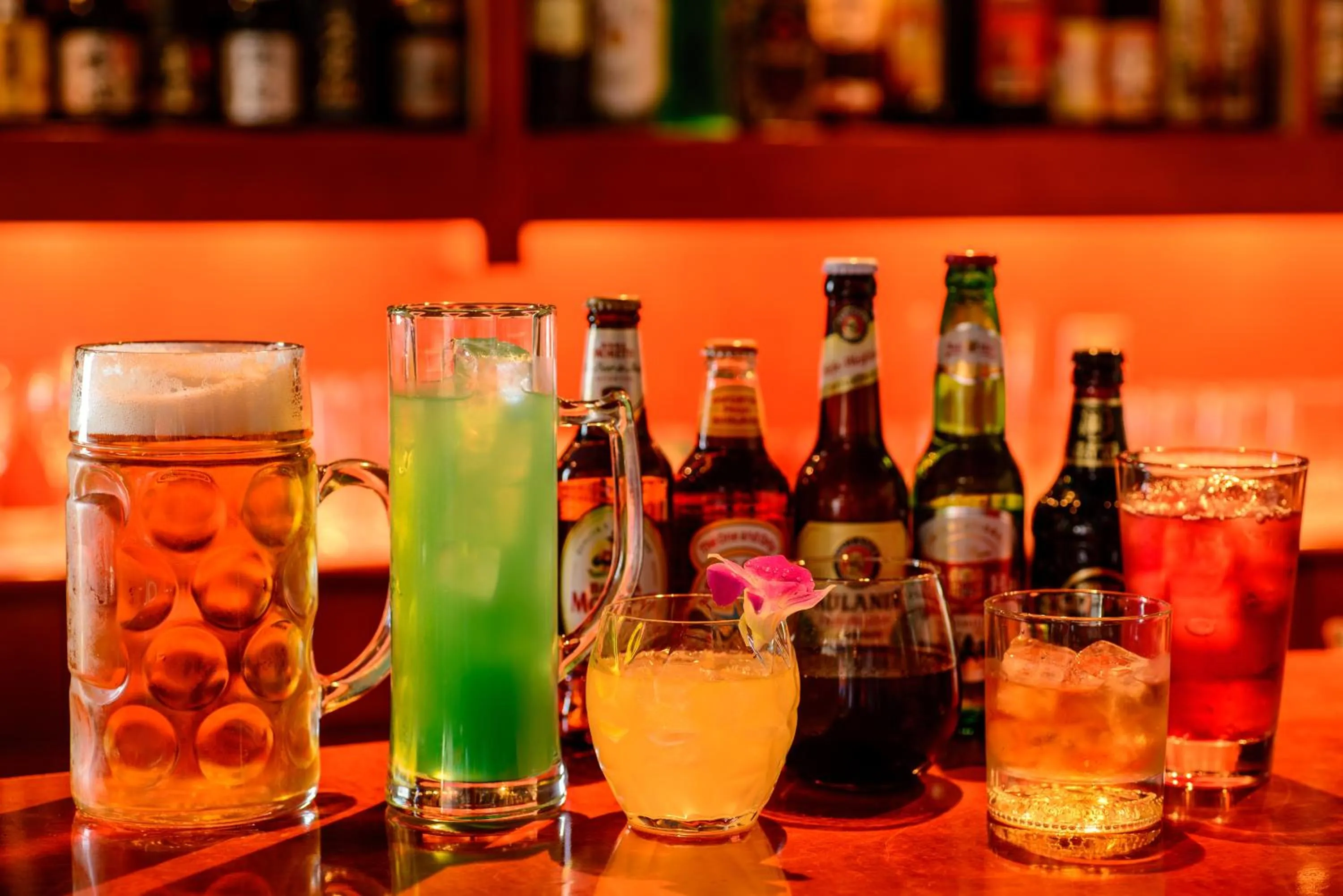 Lounge or bar in Okinawa Grand Mer Resort