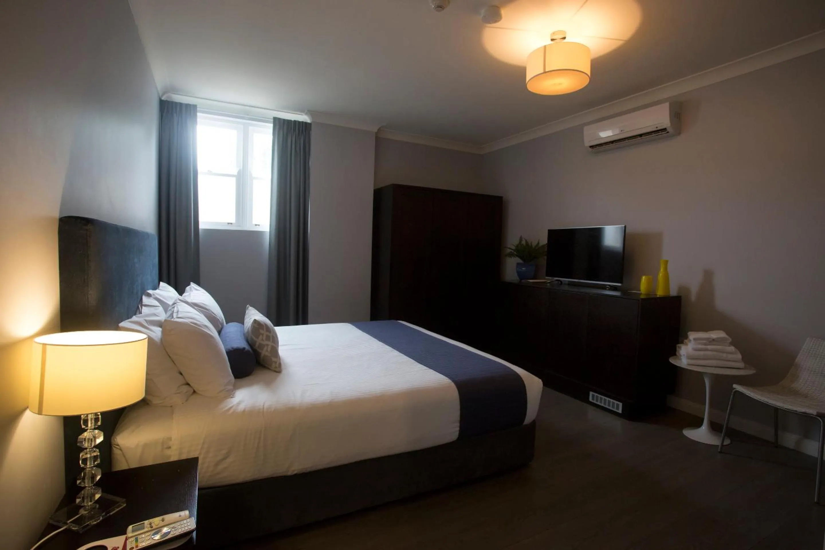 Bed in Seabreeze Hotel