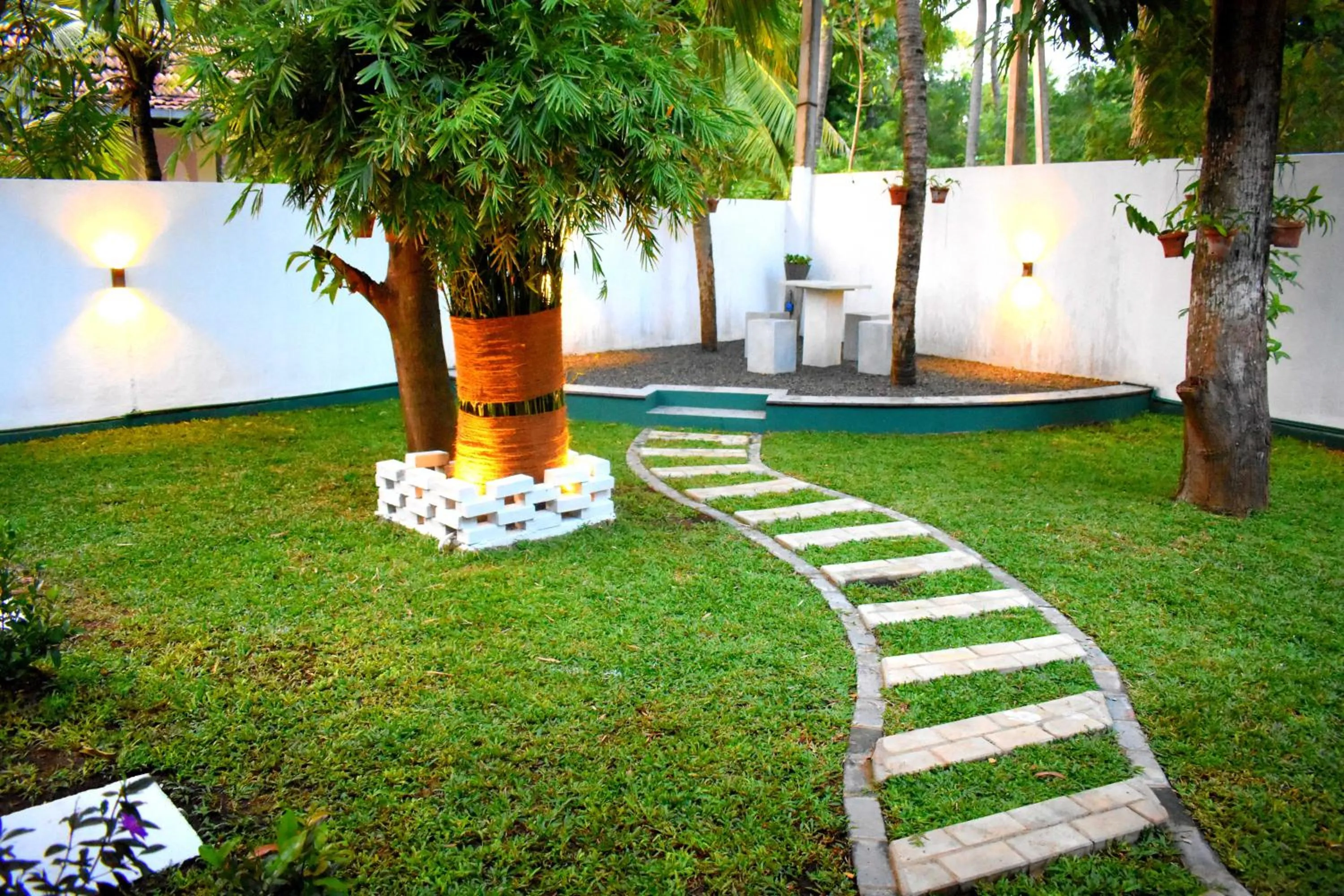 Garden in Leonine Villa Yala