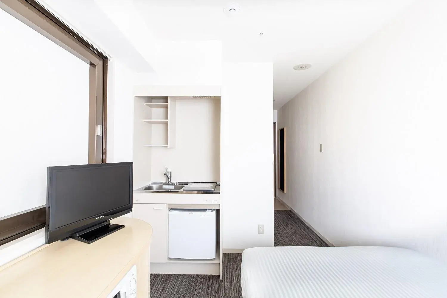 Superior Semi Double with Kitchen - House Keeping is Optional with Additional Cost - Smoking in HOTEL MYSTAYS Higashi Ikebukuro Superior Semi Double with Kitchen - House Keeping is Optional with Additional Cost - Smoking in HOTEL MYSTAYS Higashi Ikebukuro