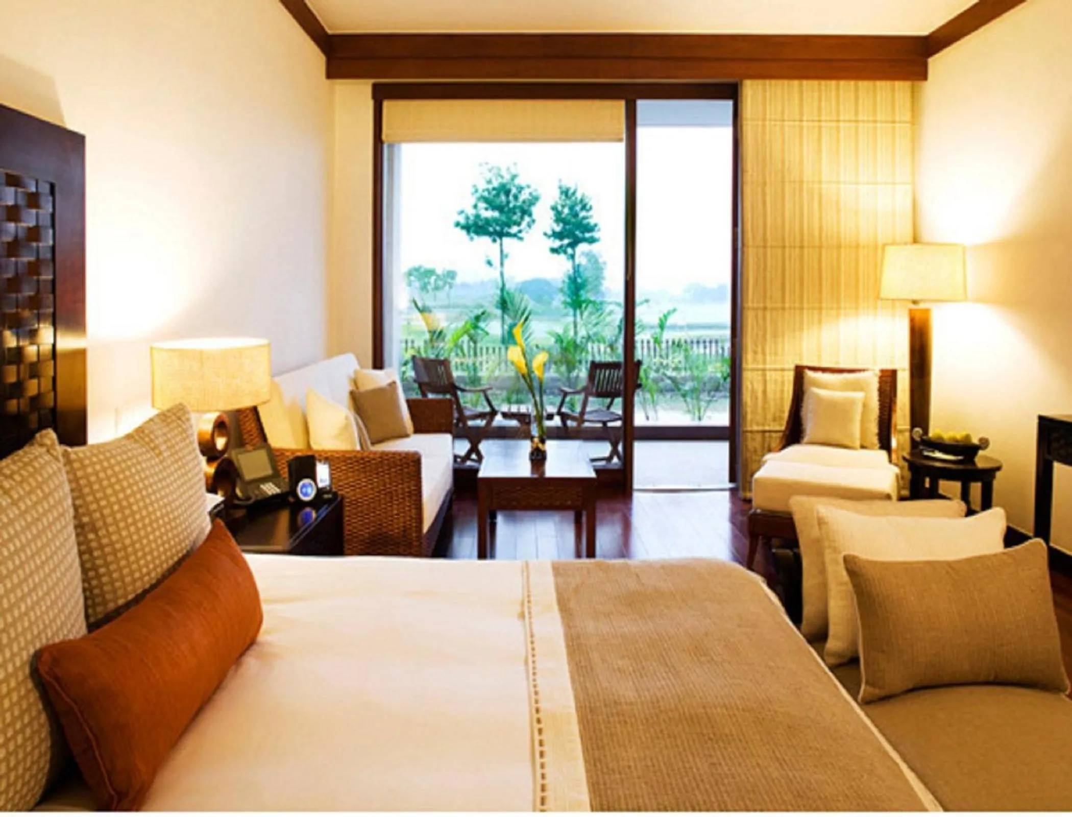 Photo of the whole room, Bed in Jaypee Greens Golf and Spa Resort