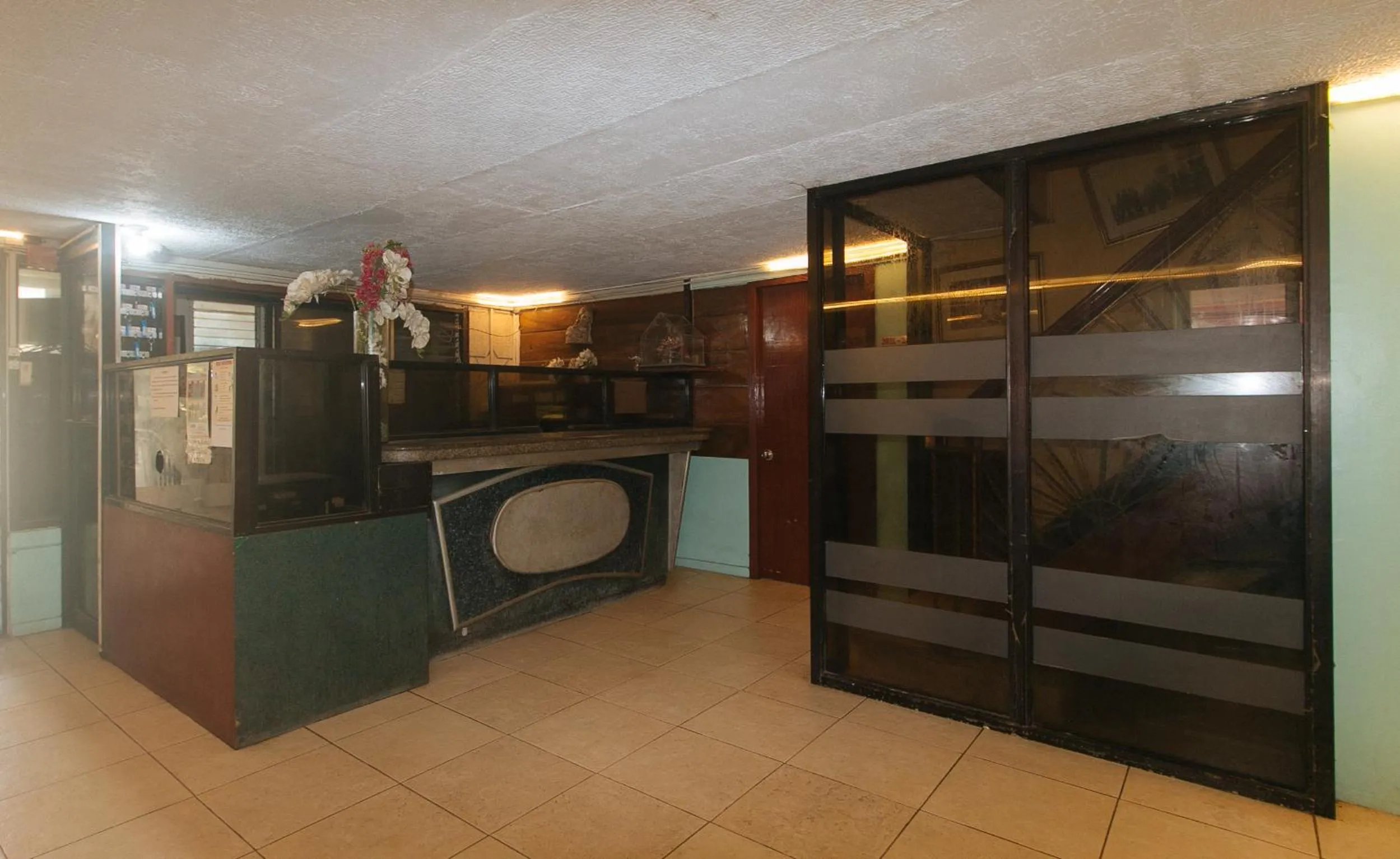 Lobby or reception in RedDoorz at Maanyag Pension House Mandaue