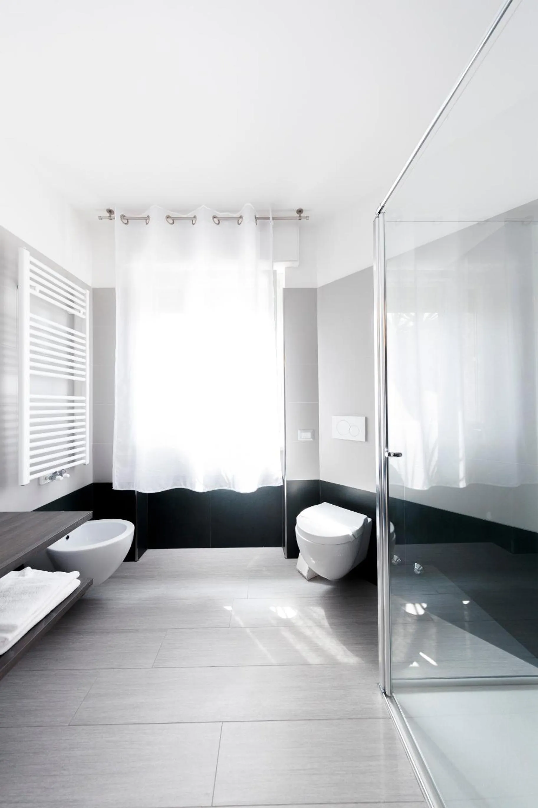 Shower in Hotel Sole Holiday