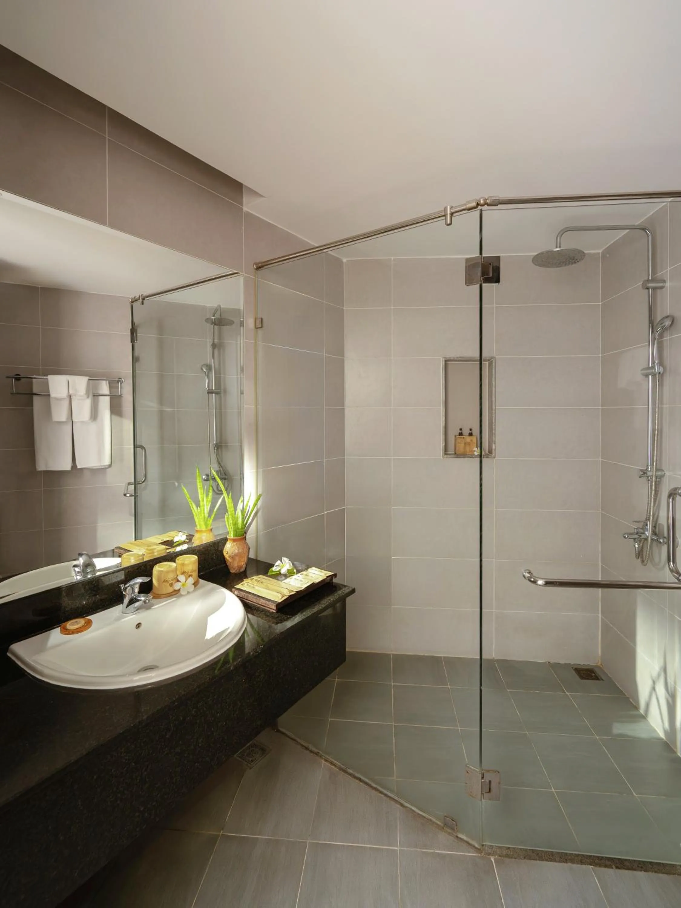 Bathroom in Muine Bay Resort