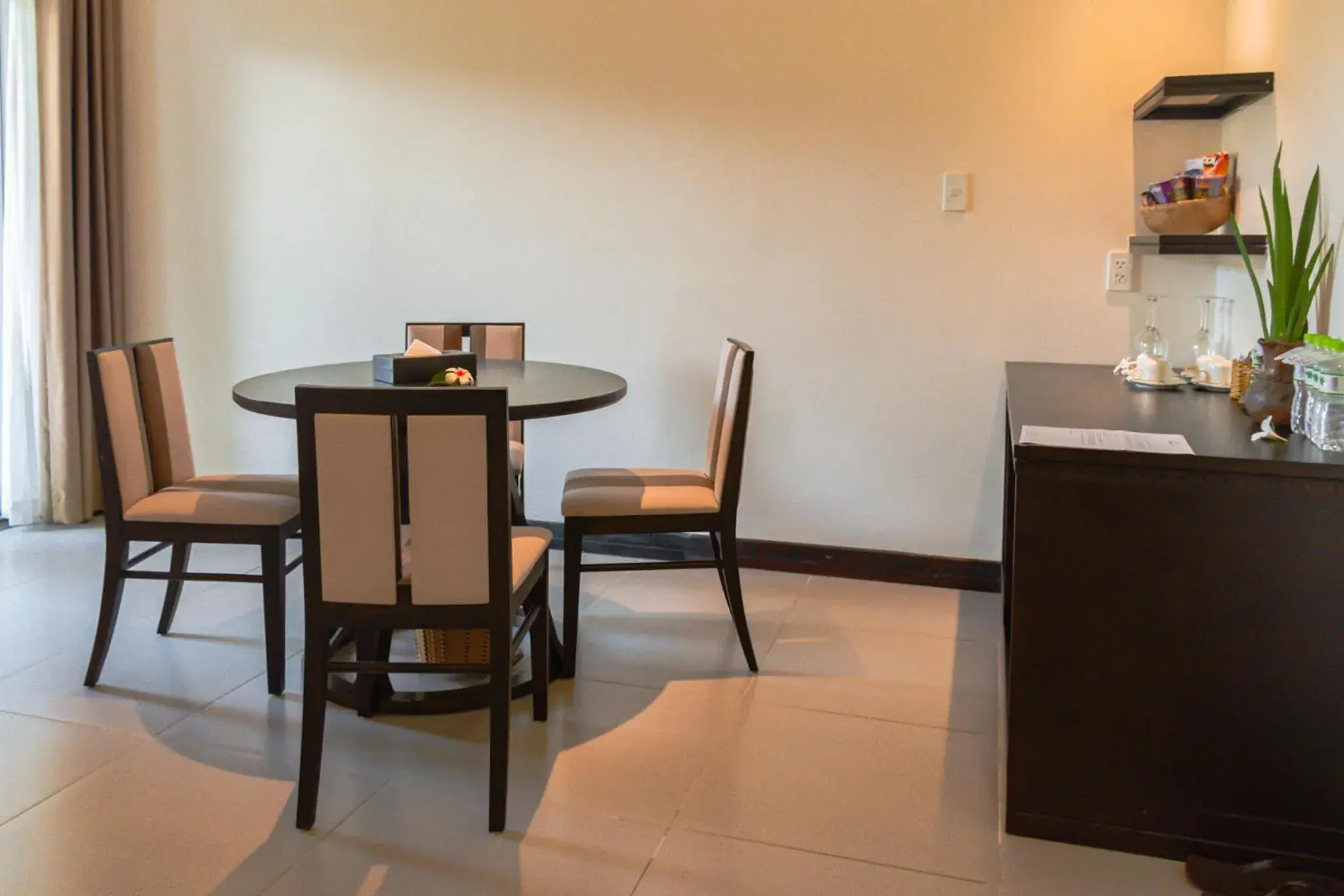 Family Room with Balcony - Garden View in Muine Bay Resort Family Room with Balcony - Garden View in Muine Bay Resort