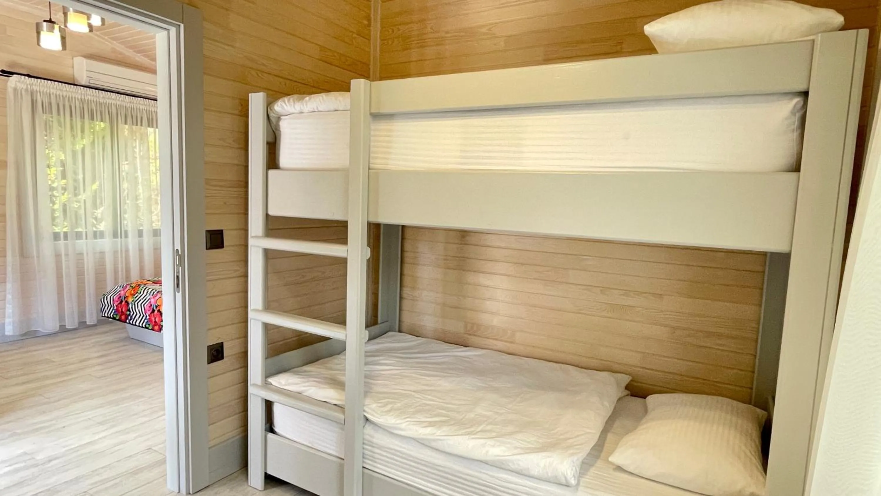 children, Bed in Aida Hotel