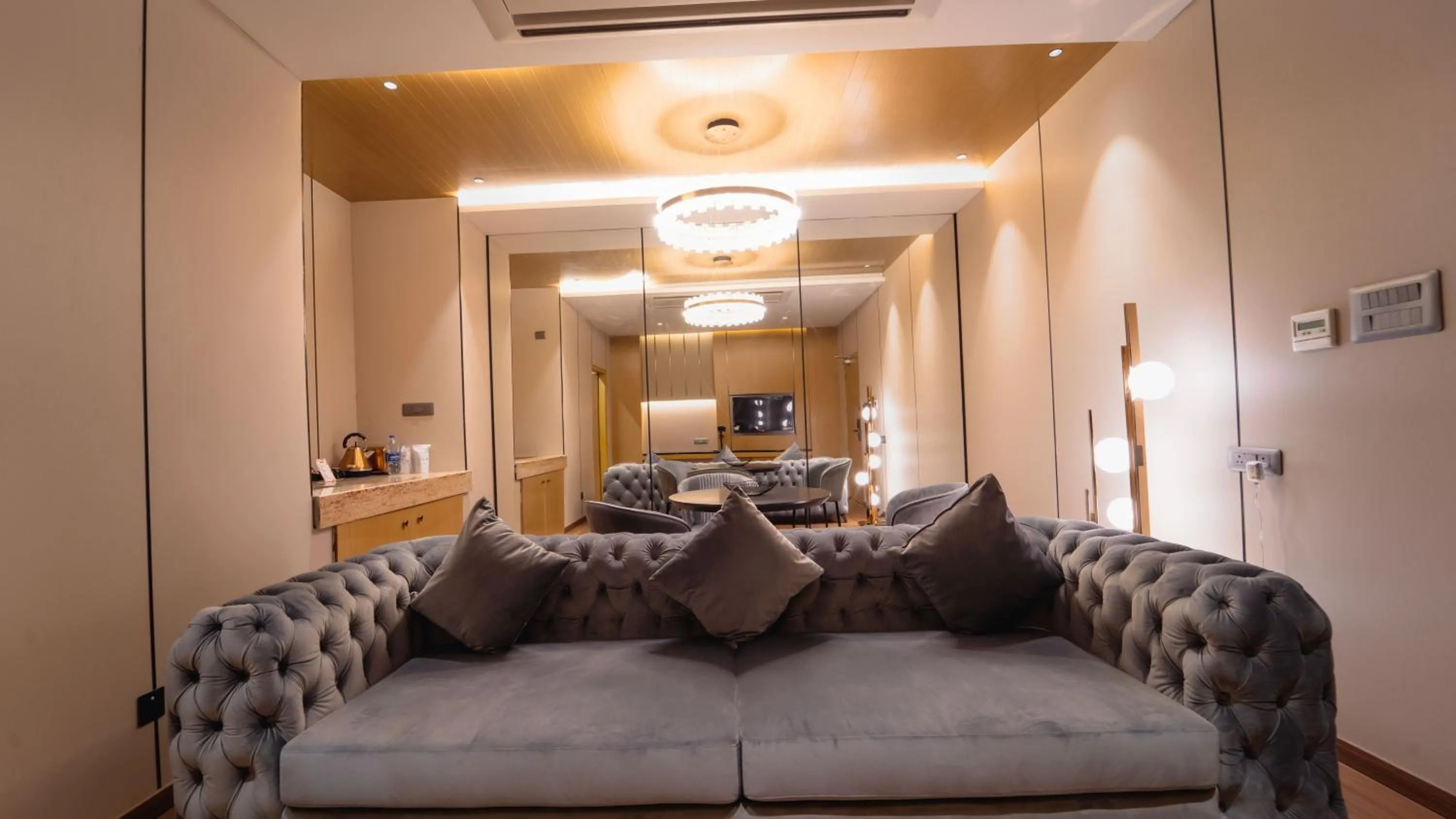 Living room in Treebo Kingsbury Fiesta Vellore