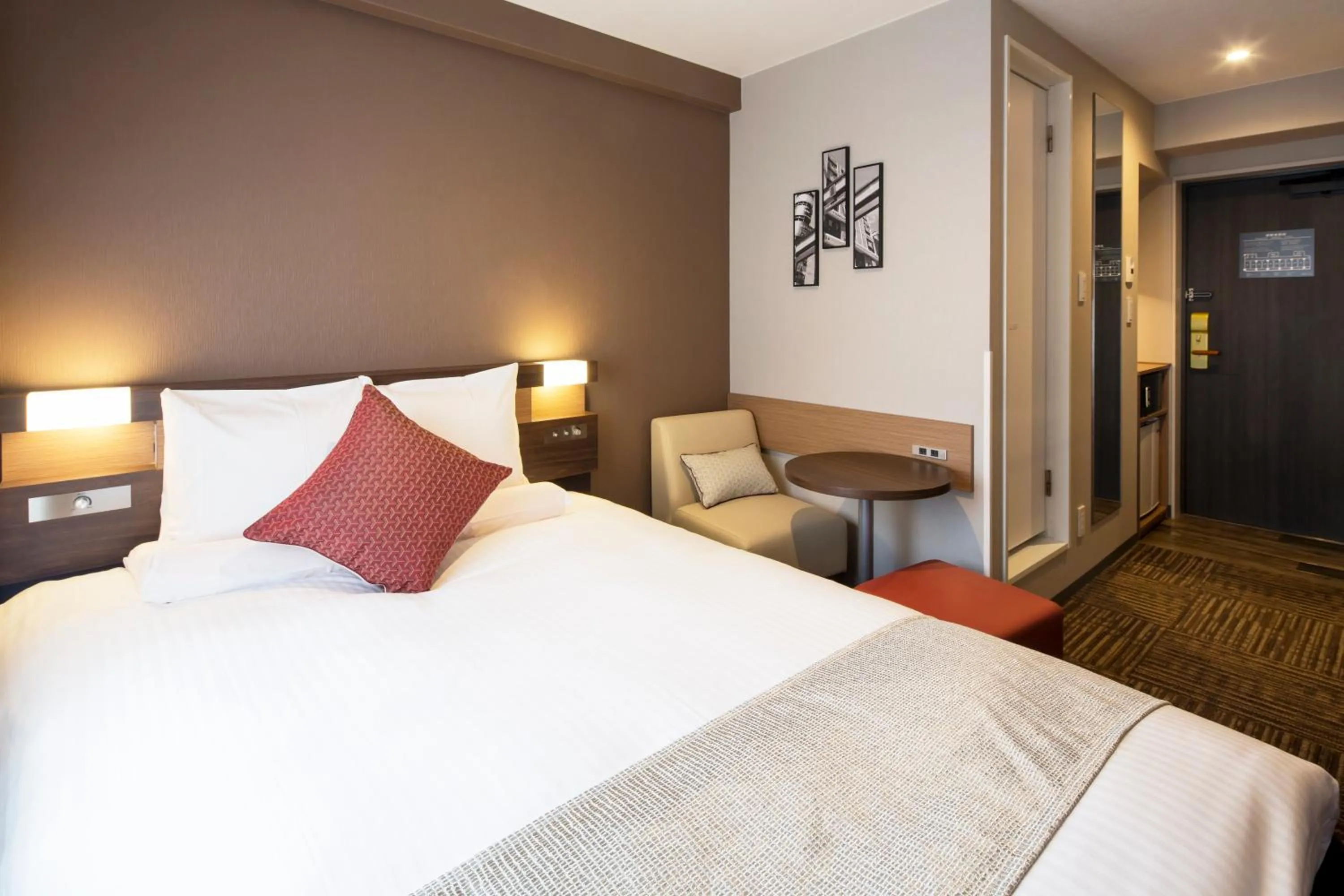 Bed in HOTEL MYSTAYS Gotanda