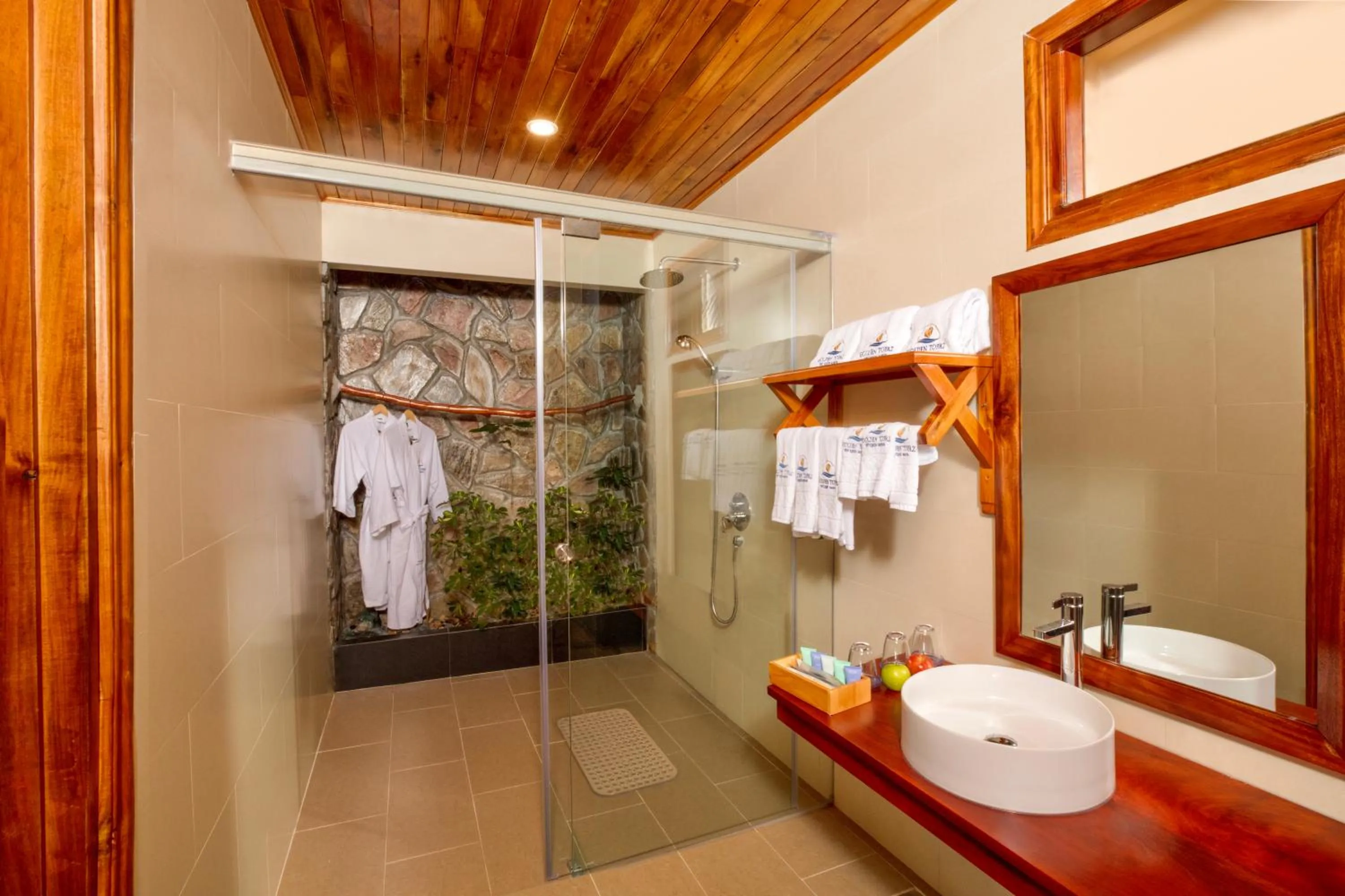 Bathroom in Golden Topaz Phu Quoc Resort