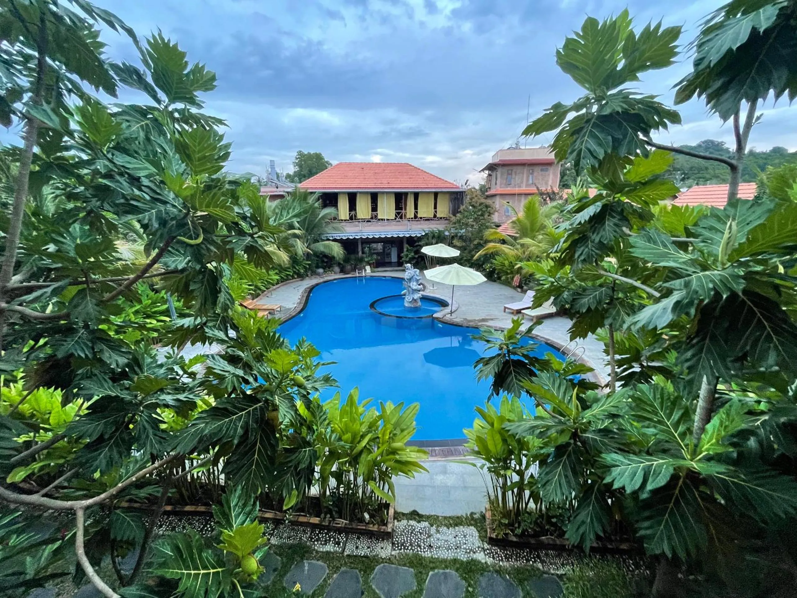 Swimming pool in Golden Topaz Phu Quoc Resort