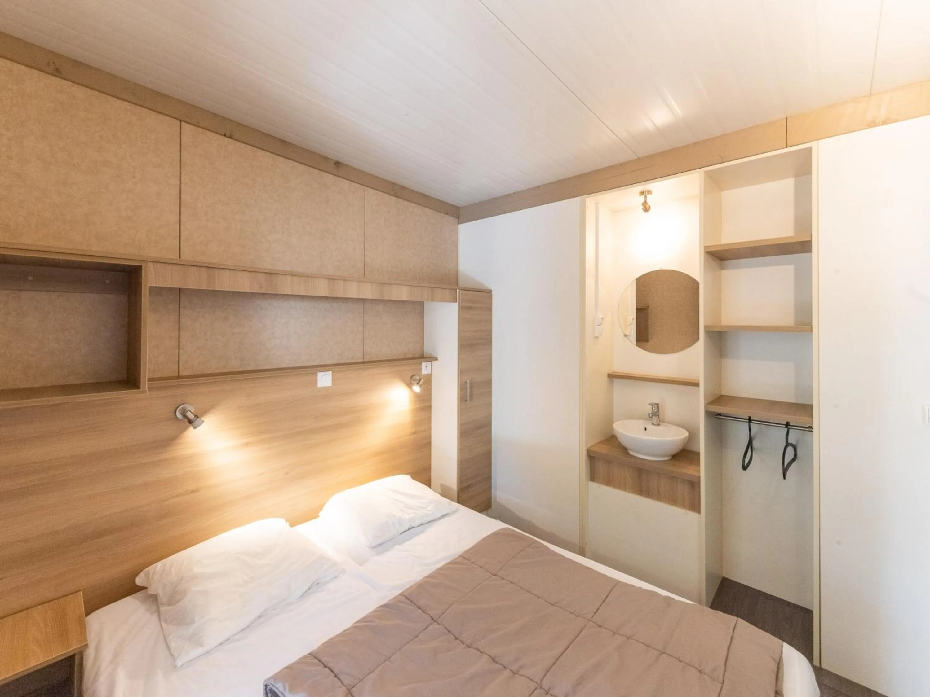 Bedroom, Bed in Vigna Maggiore