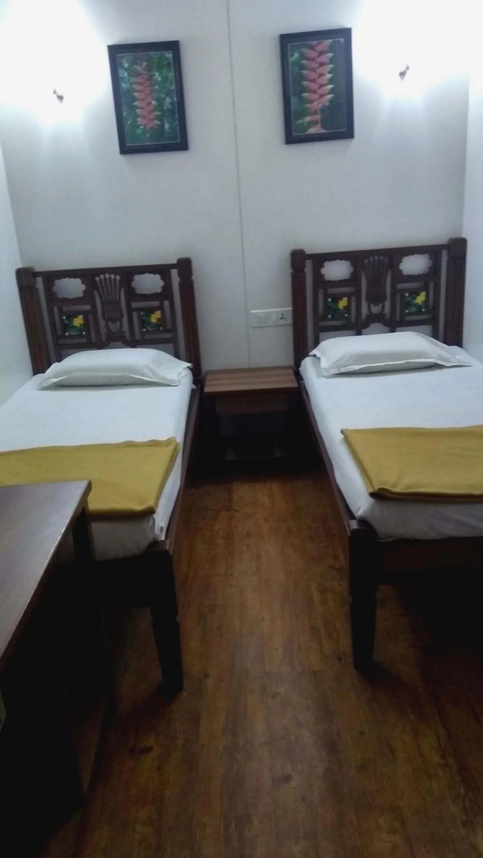 Bed in Carlton Hotel Mumbai - Behind Taj Mahal Palace Colaba Mumbai