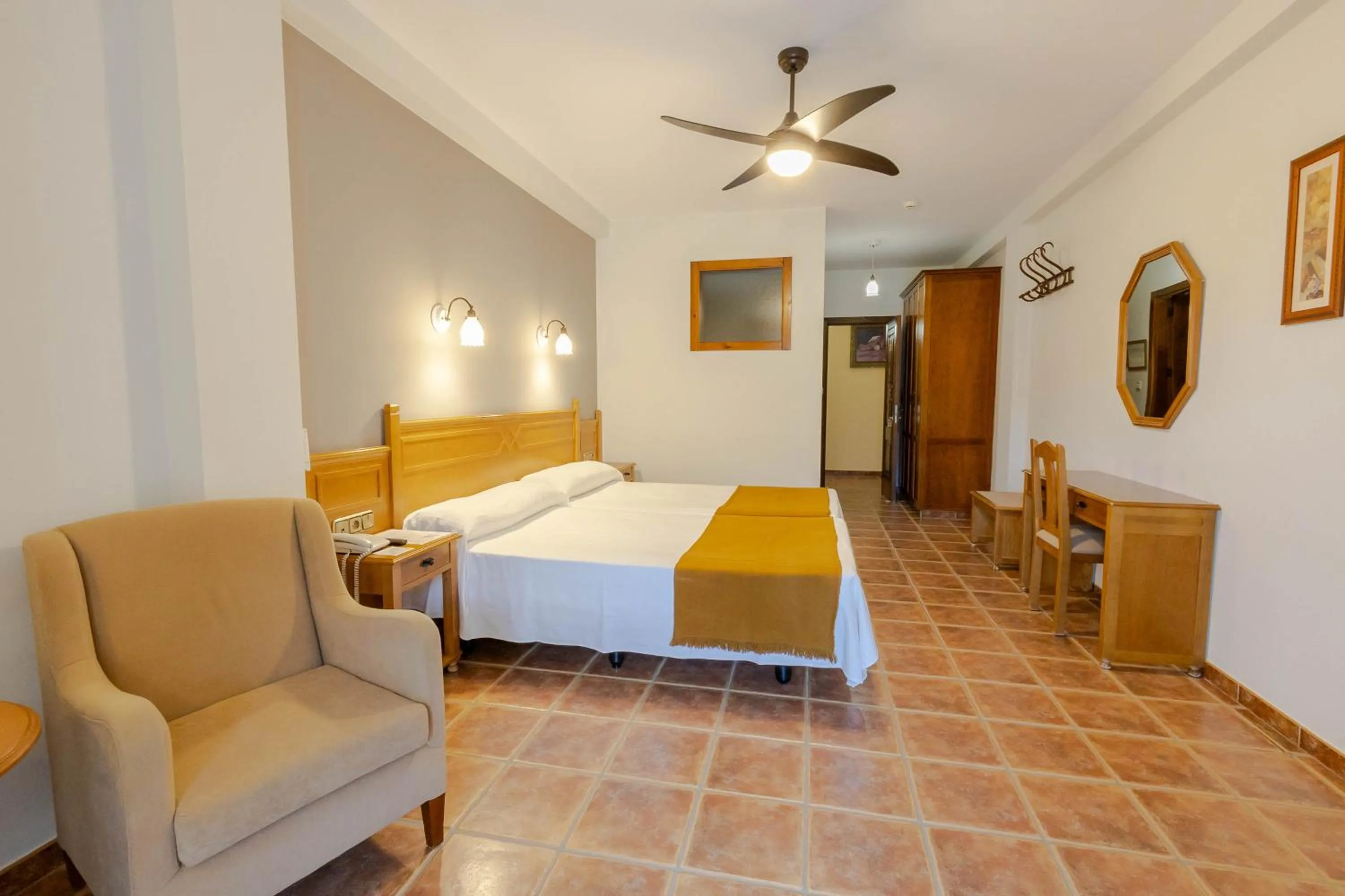 Bed in Hotel La Fragua II