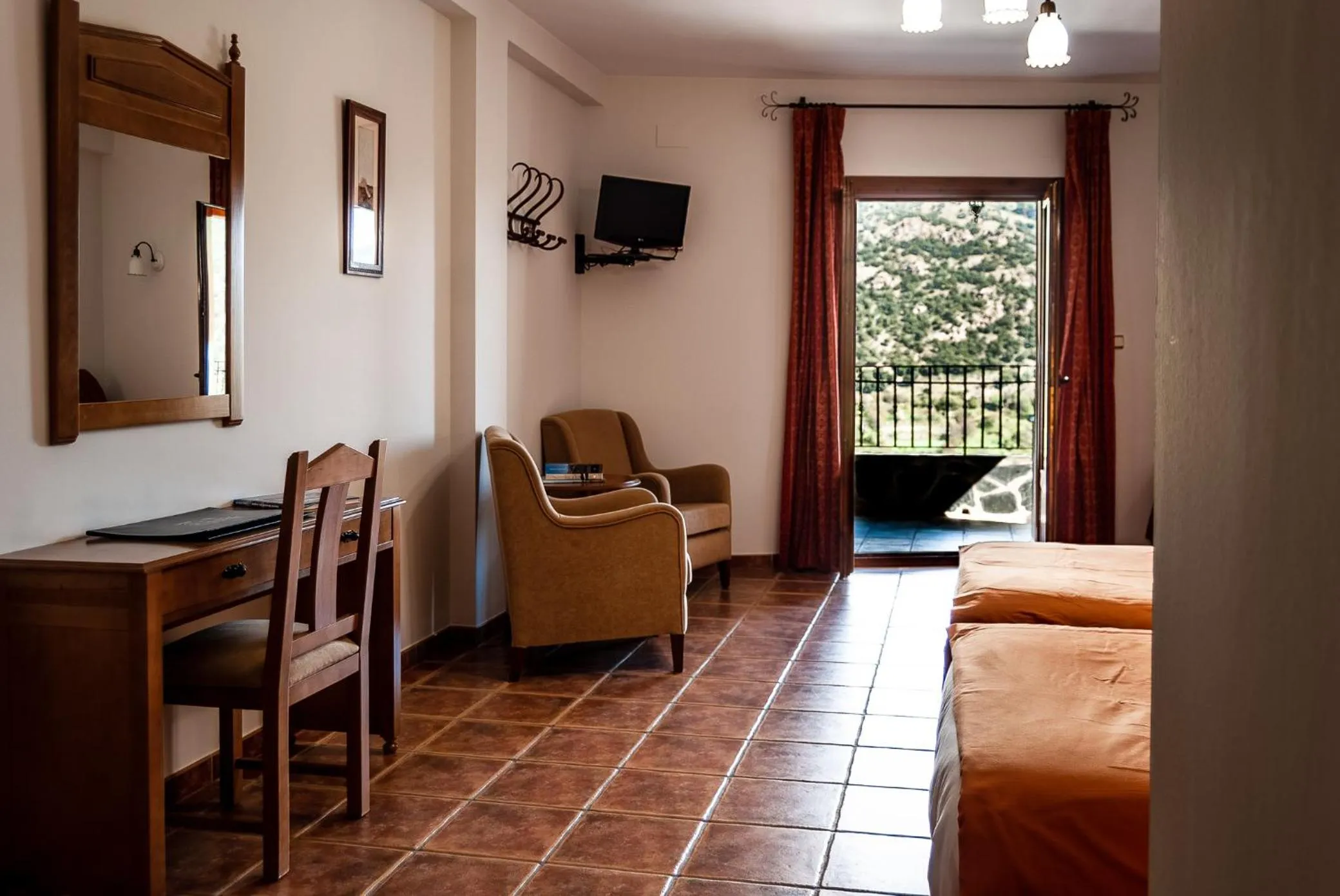 Bed in Hotel La Fragua II
