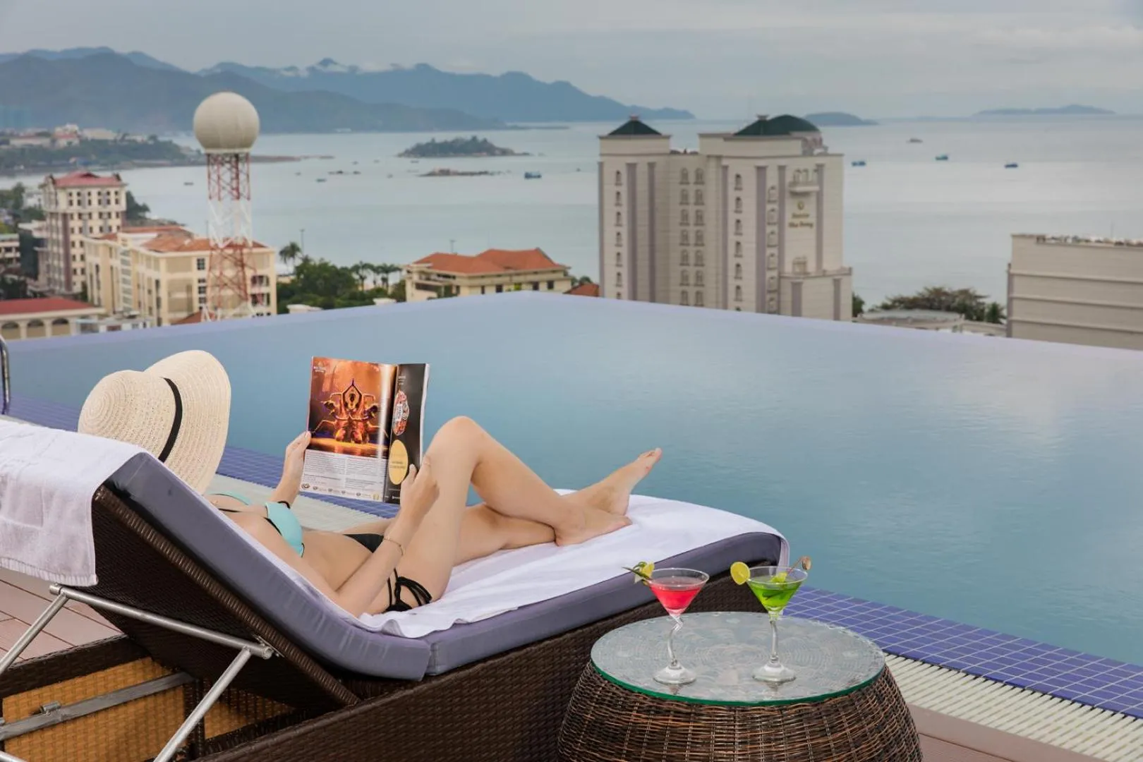 Swimming pool in Sao Viet Nha Trang Hotel