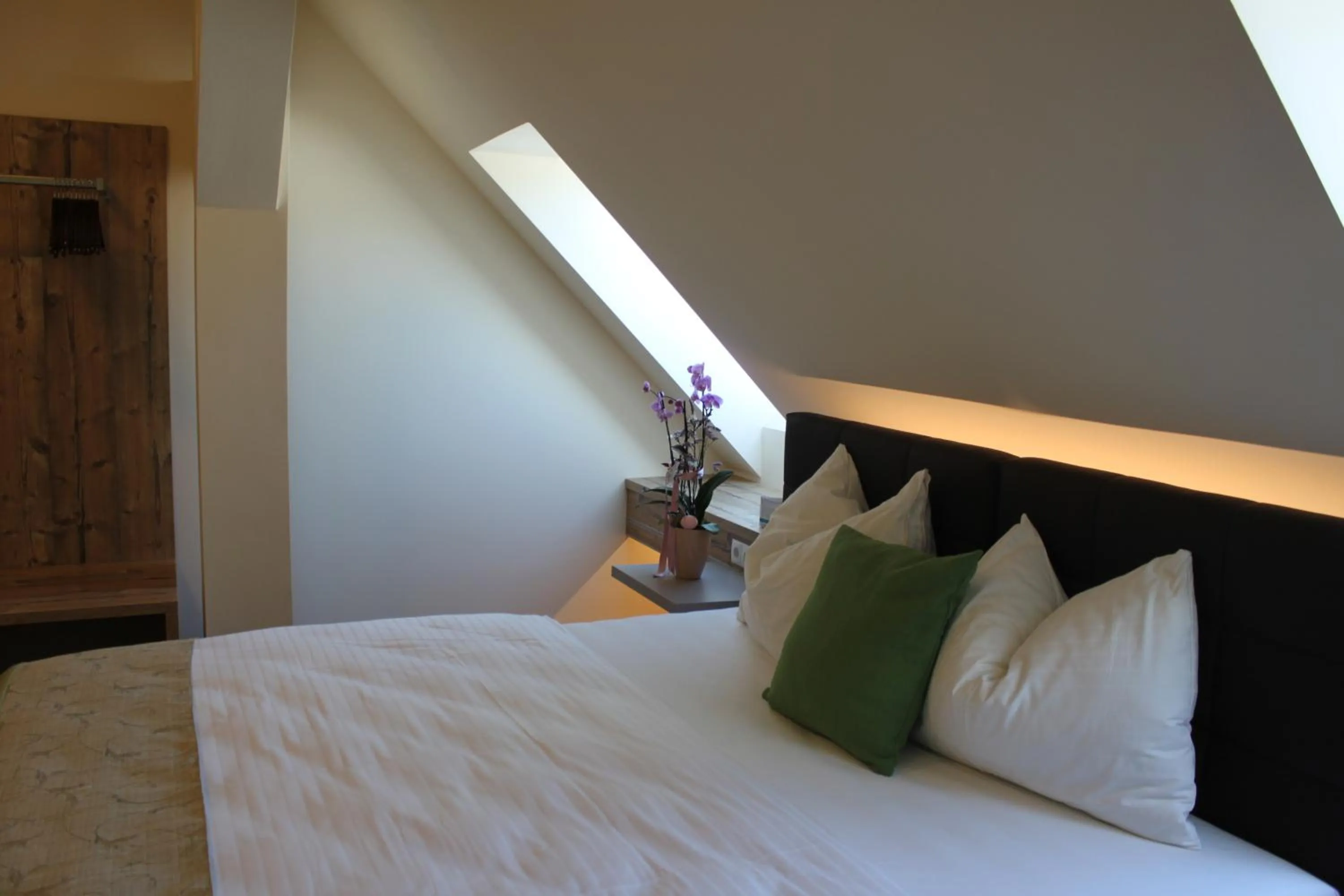 Photo of the whole room, Bed in Hotel Braun